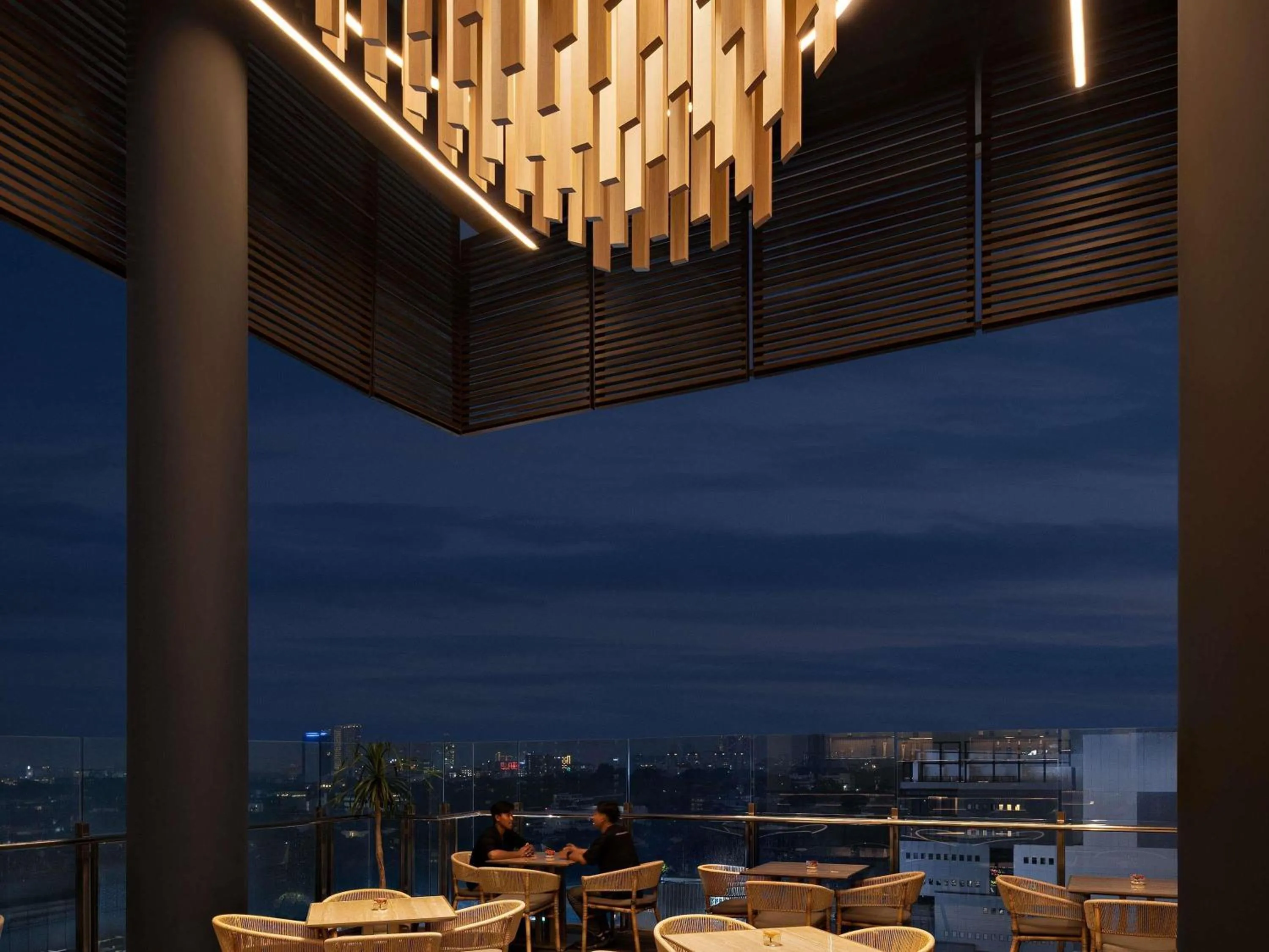 Restaurant/places to eat in All Seasons Jakarta Thamrin