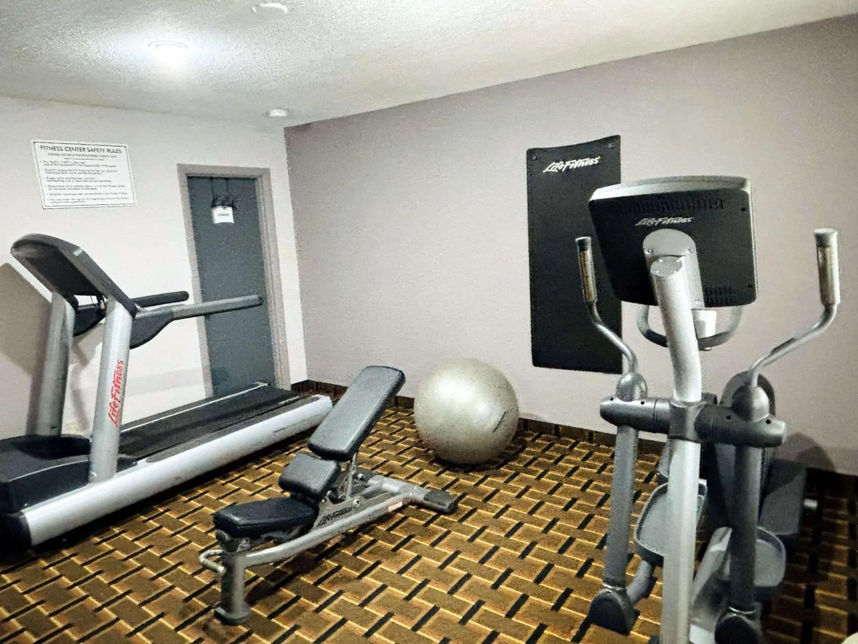 Fitness centre/facilities in Quality Inn Raynham - Taunton Fitness centre/facilities in Quality Inn Raynham - Taunton