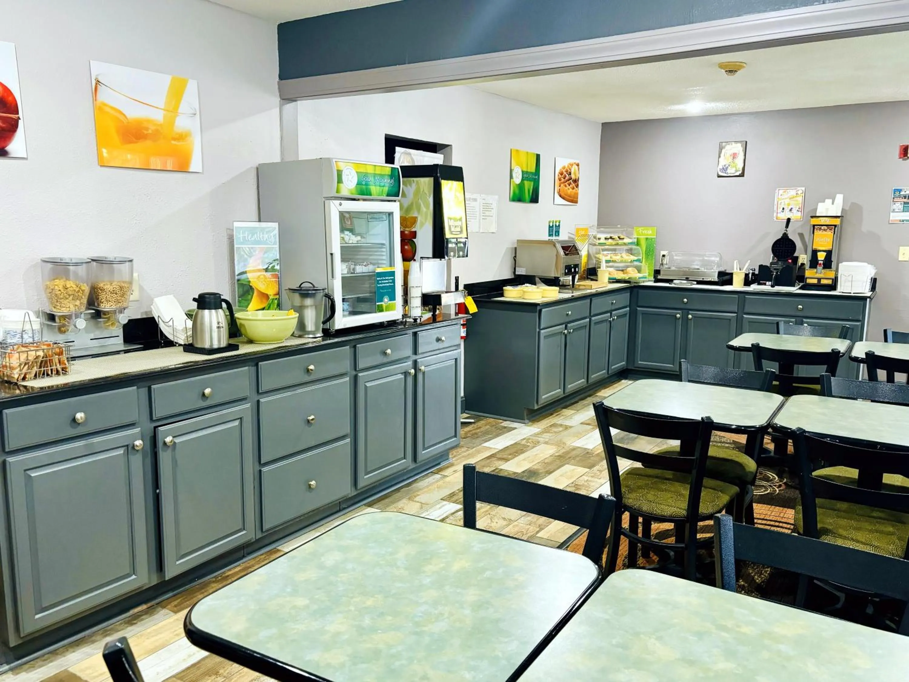 Food in Quality Inn Raynham - Taunton