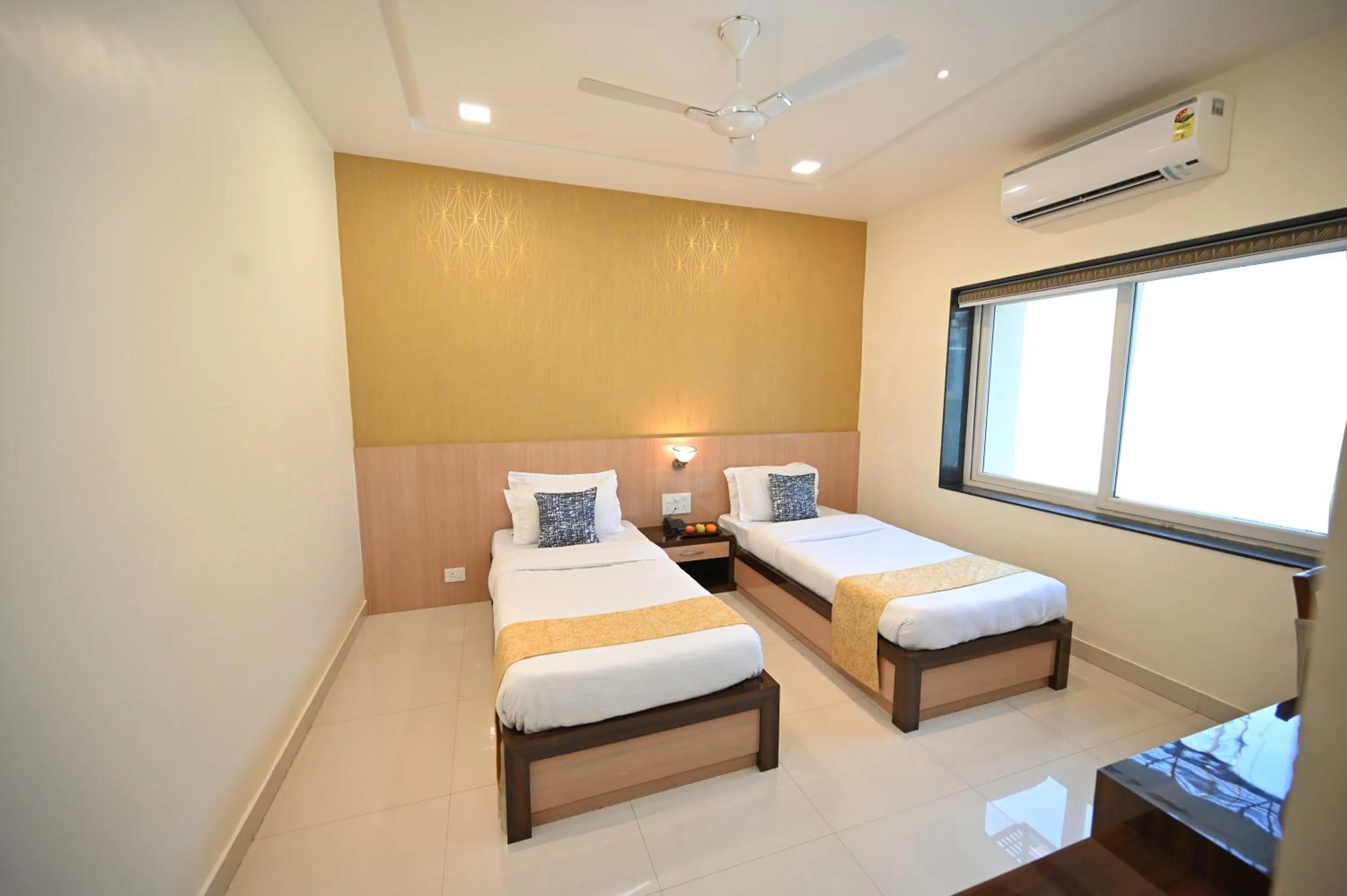 Bed in Blueberry Inn