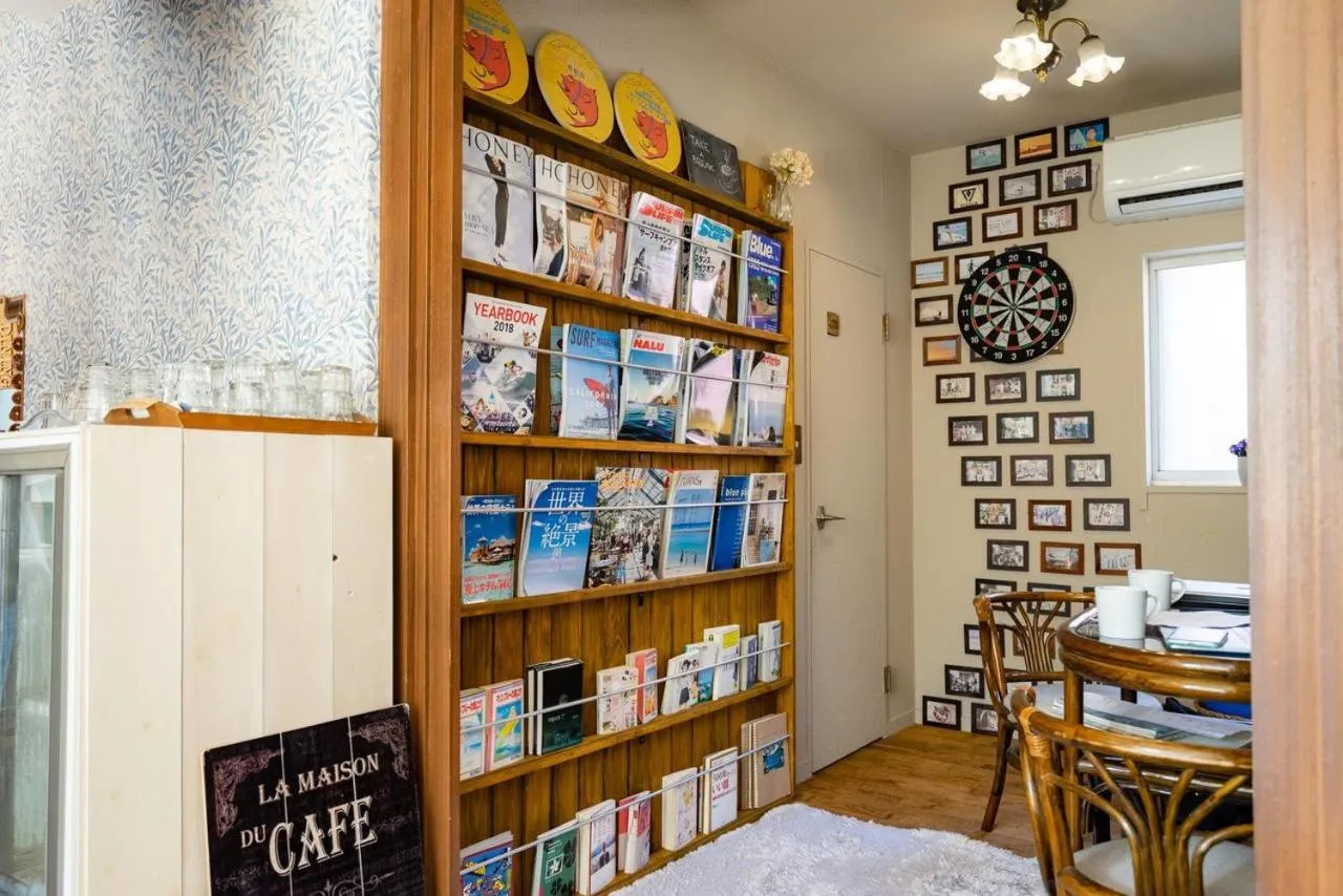 Beach Side Inn Shirahama