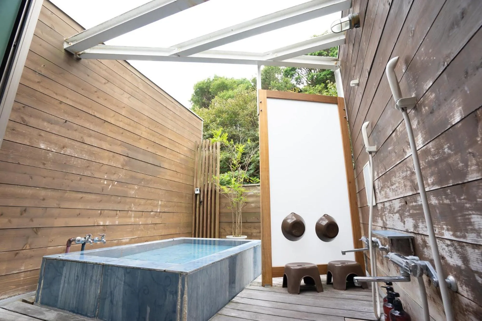 Beach Side Inn Shirahama