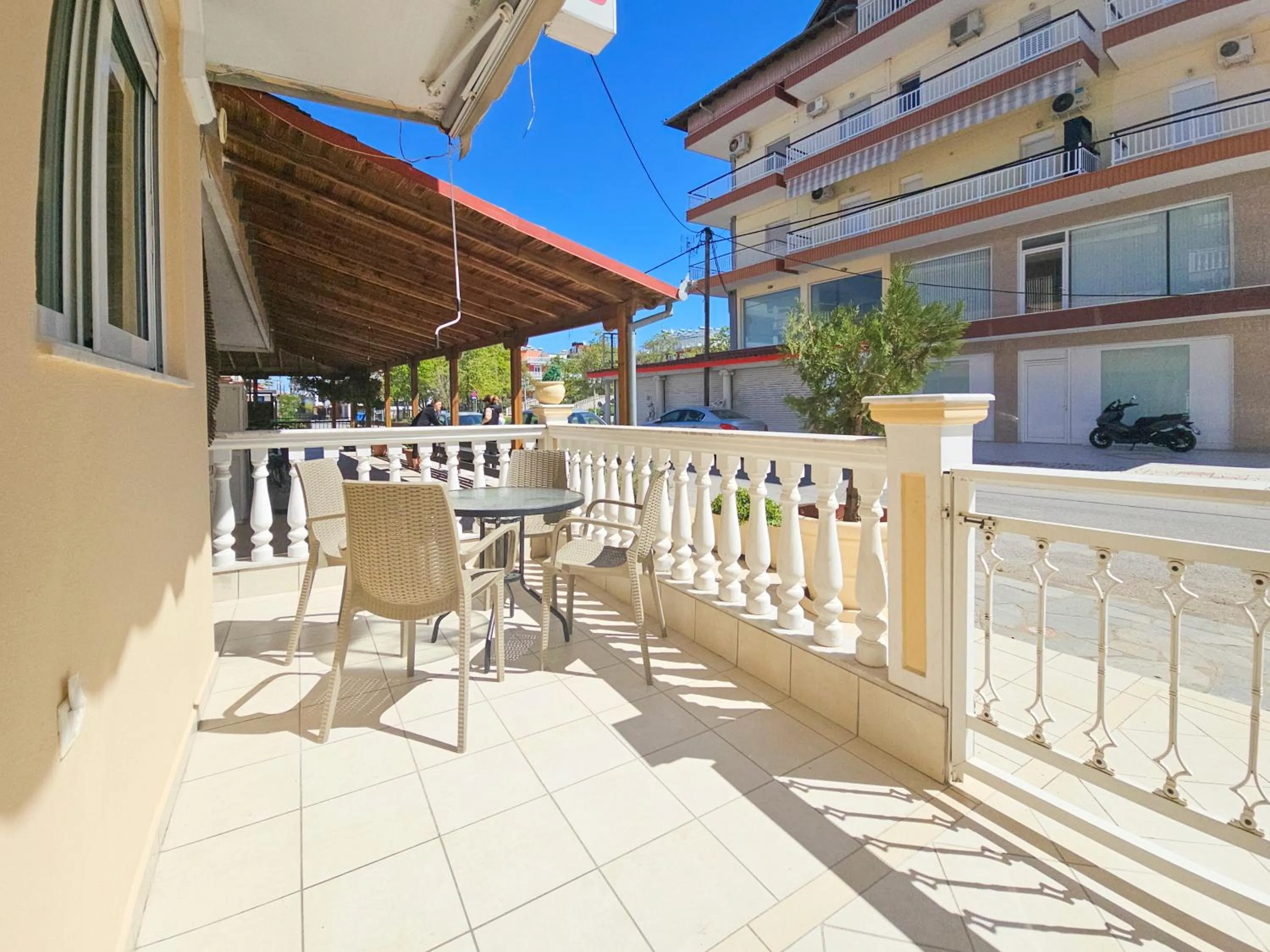 Garden in Hotel Exarhos