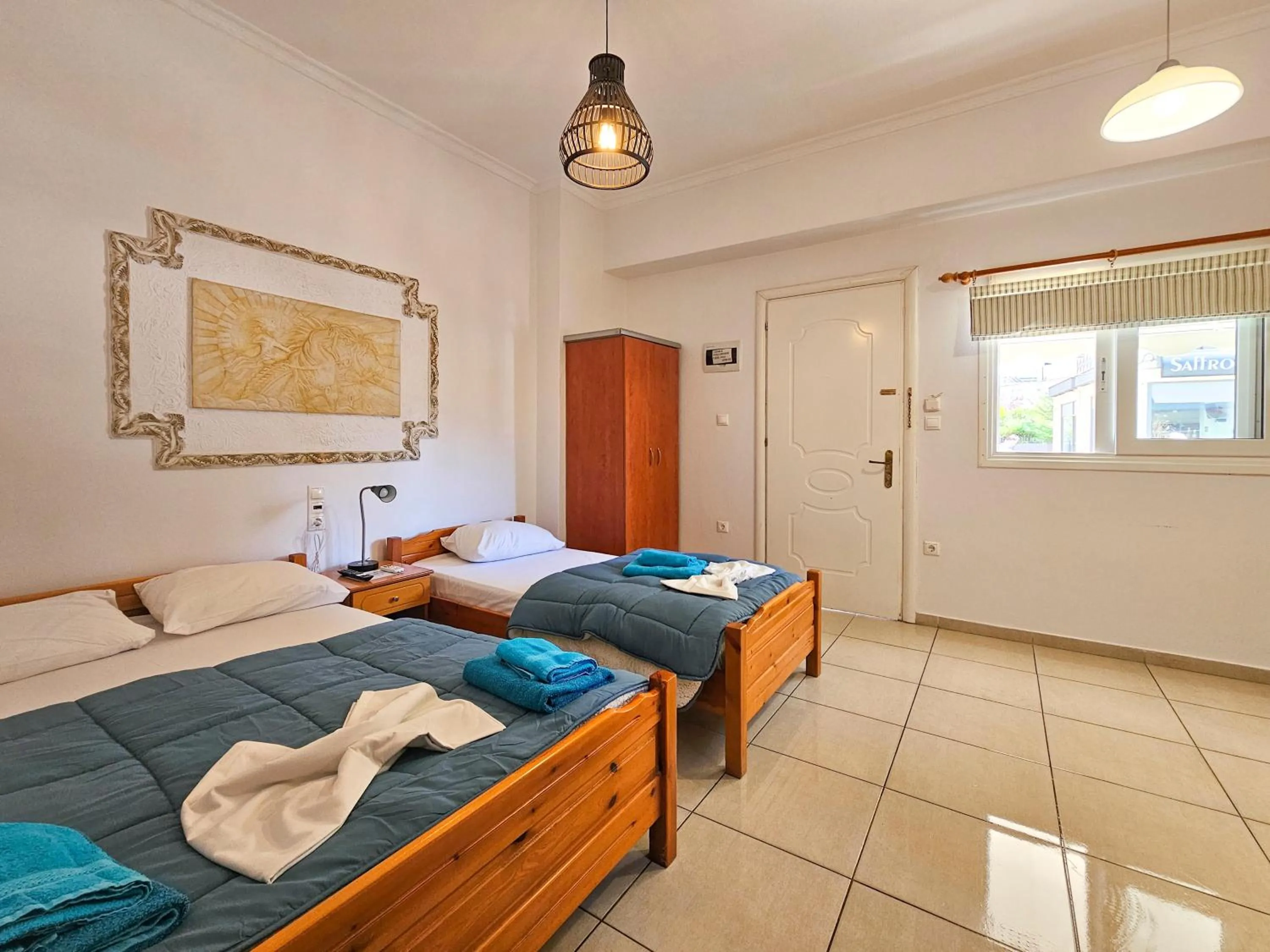 Bed in Hotel Exarhos