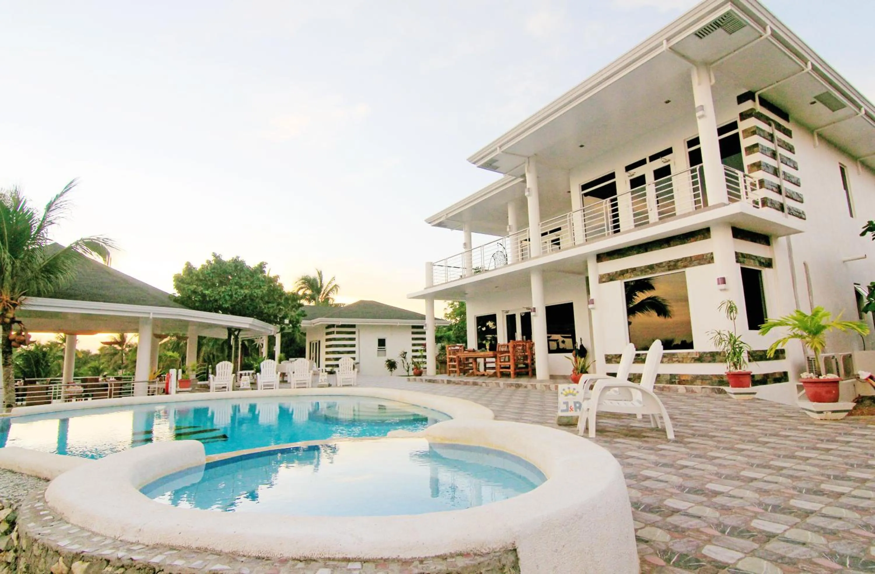 Property building in J&R Residence