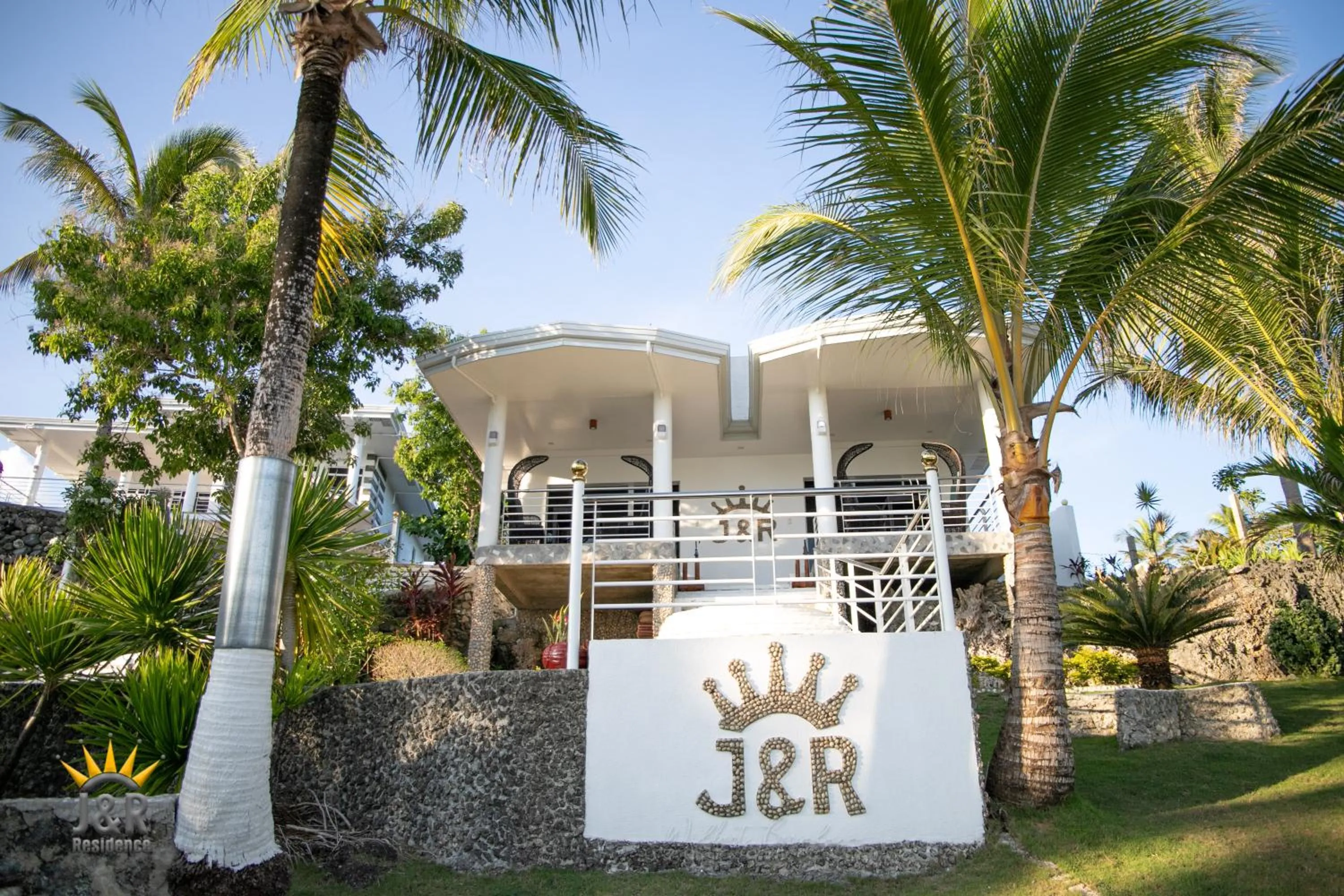 J&R Residence