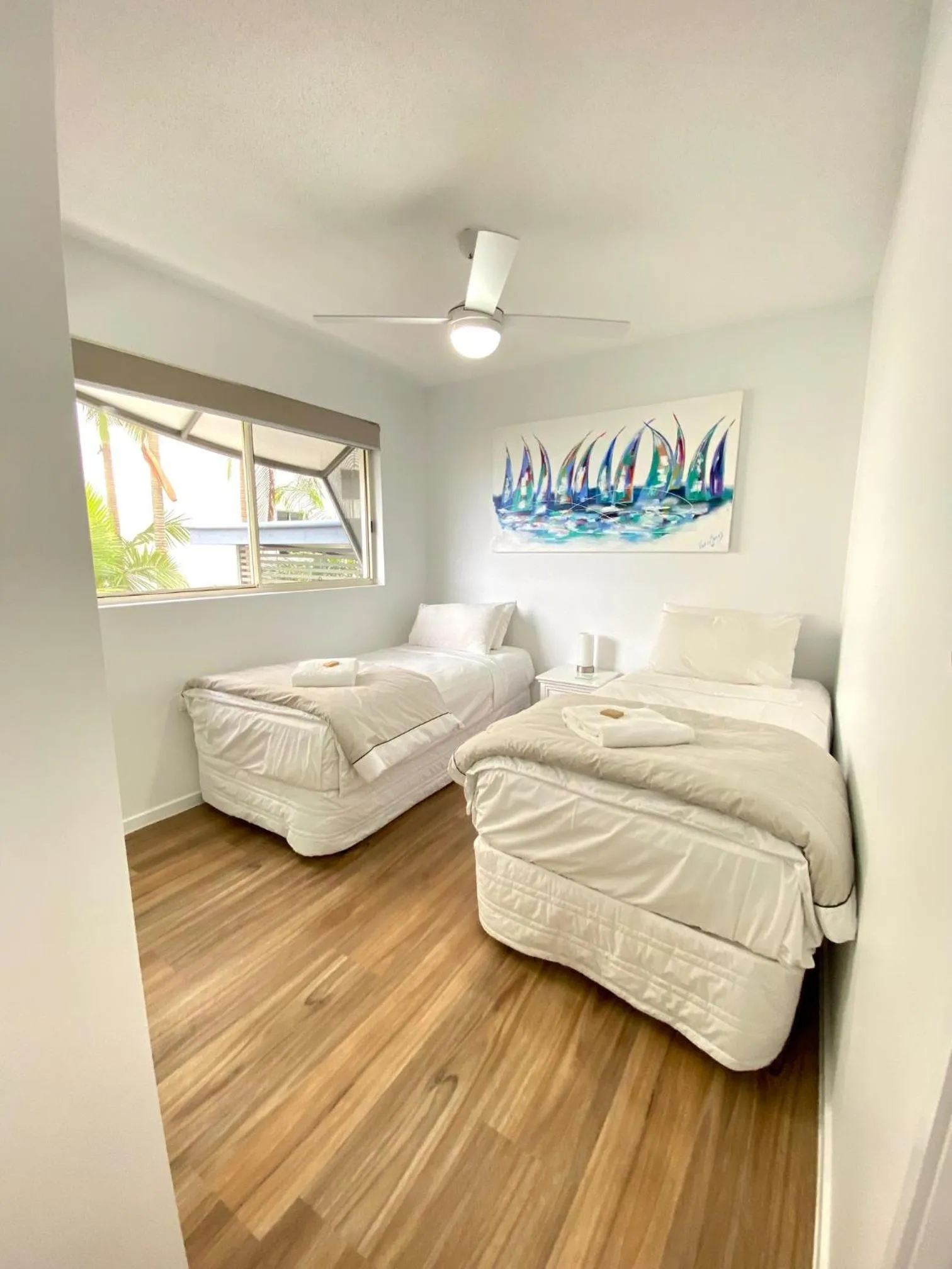 Bedroom, Bed in Excellsior Apartments