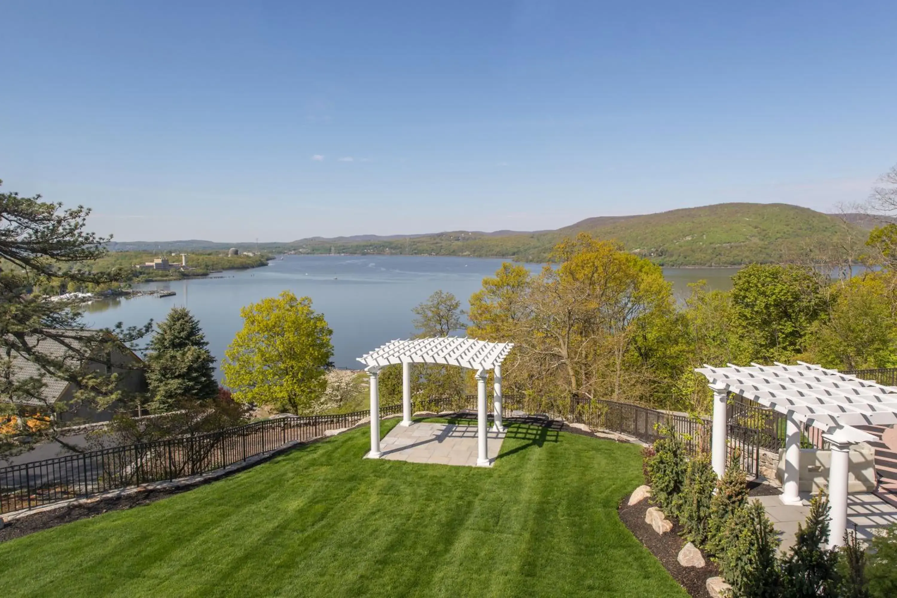 River view in The Abbey Inn & Spa River view in The Abbey Inn & Spa