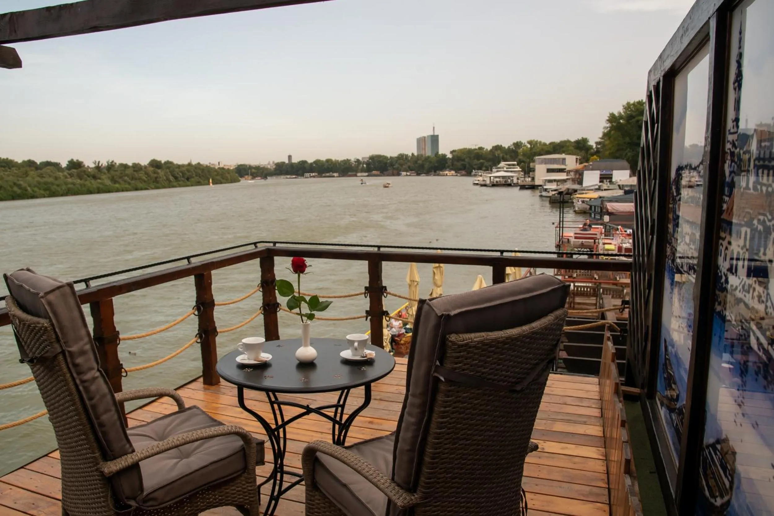 Natural landscape in Bahus Inn