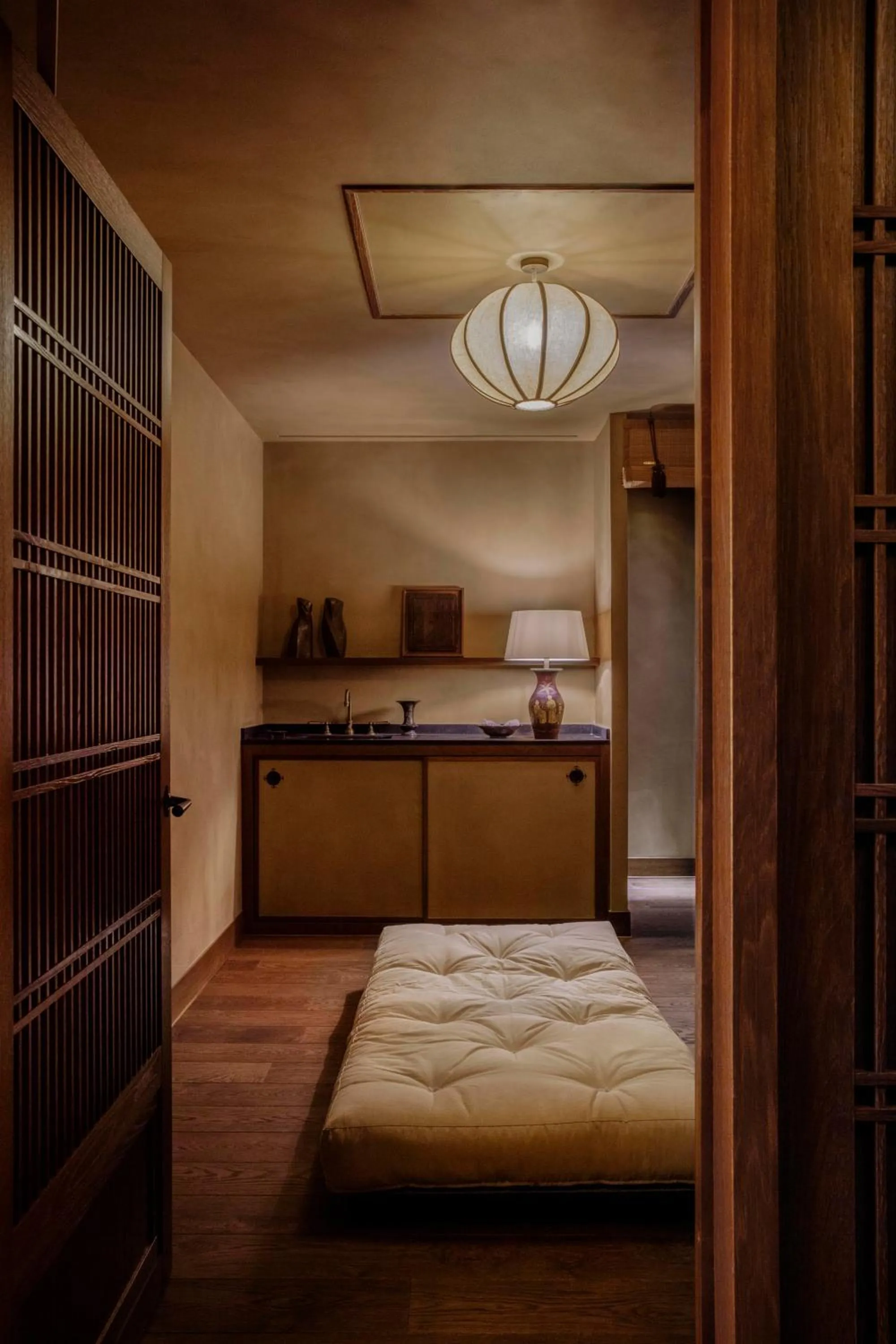 Spa and wellness centre/facilities, Bed in Hôtel Balzac Paris & Spa Ikoï