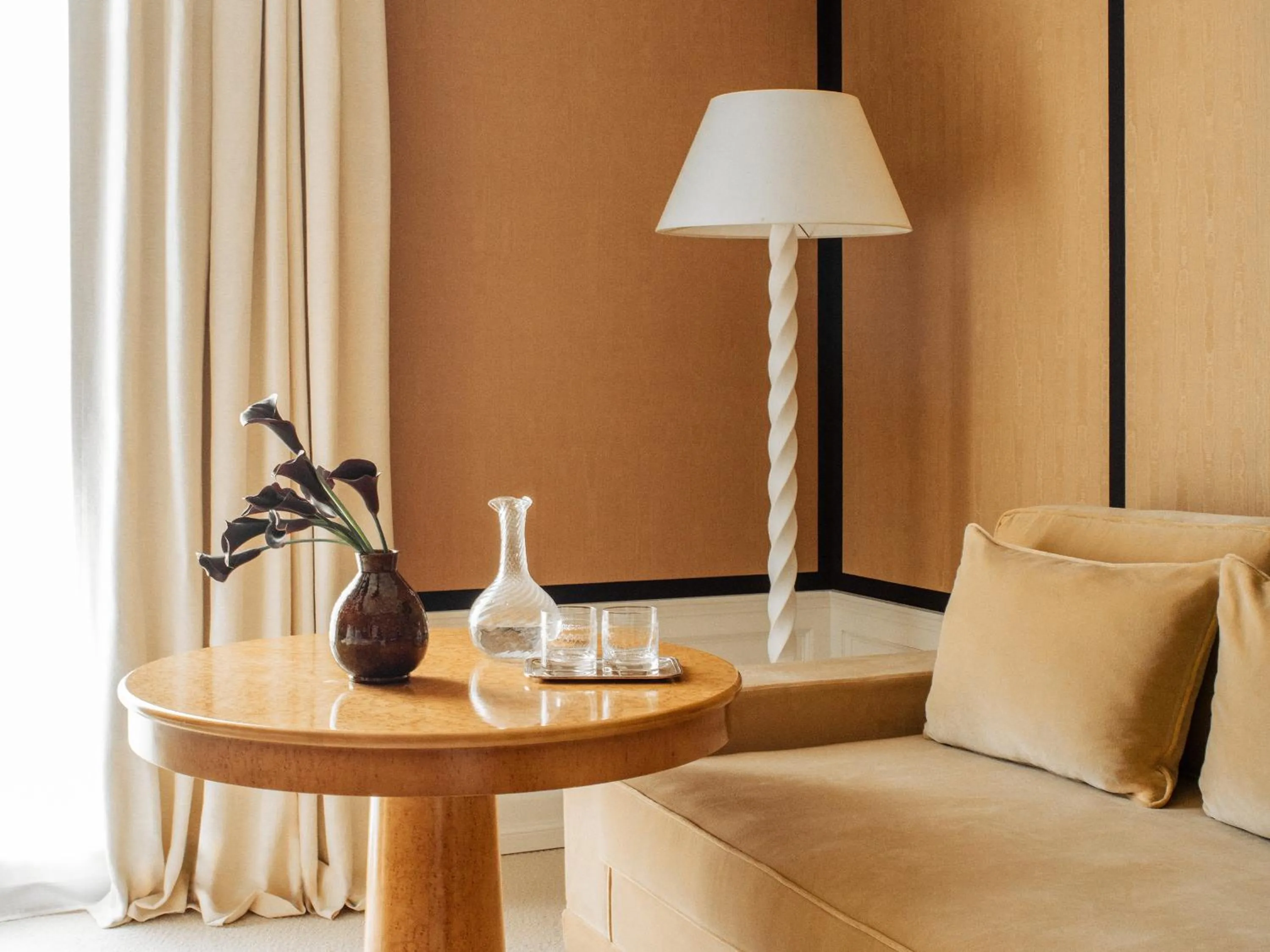 Bedroom in Hôtel Balzac Paris & Spa Ikoï