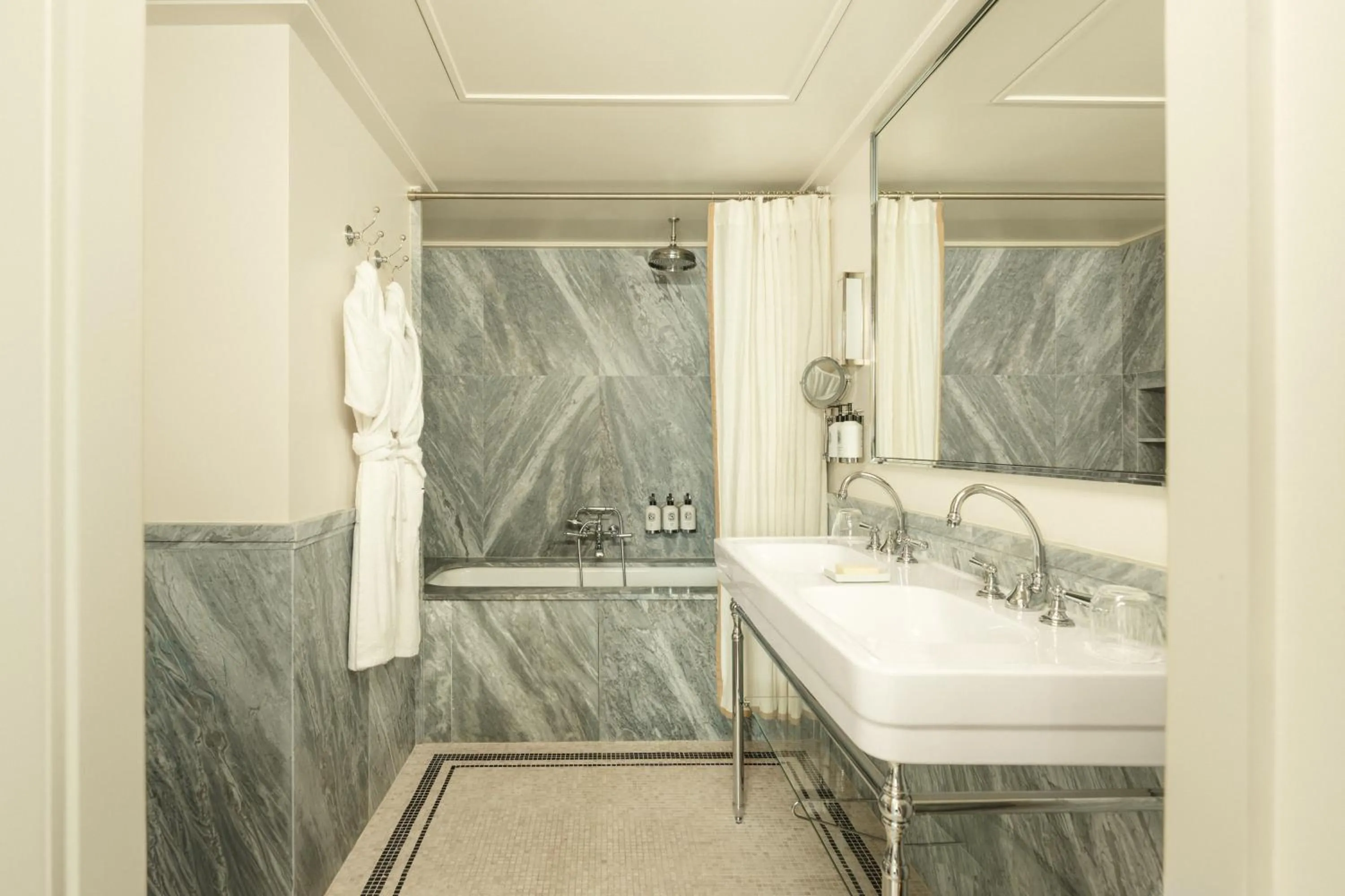 Hôtel Balzac Paris & Spa Ikoï