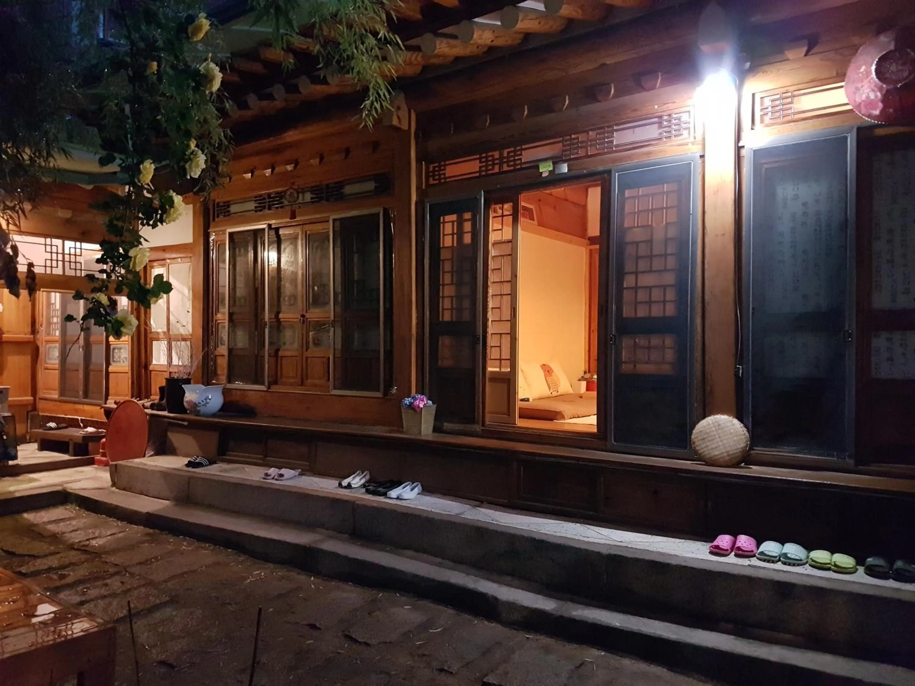 Gongsimga Hanok Guesthouse