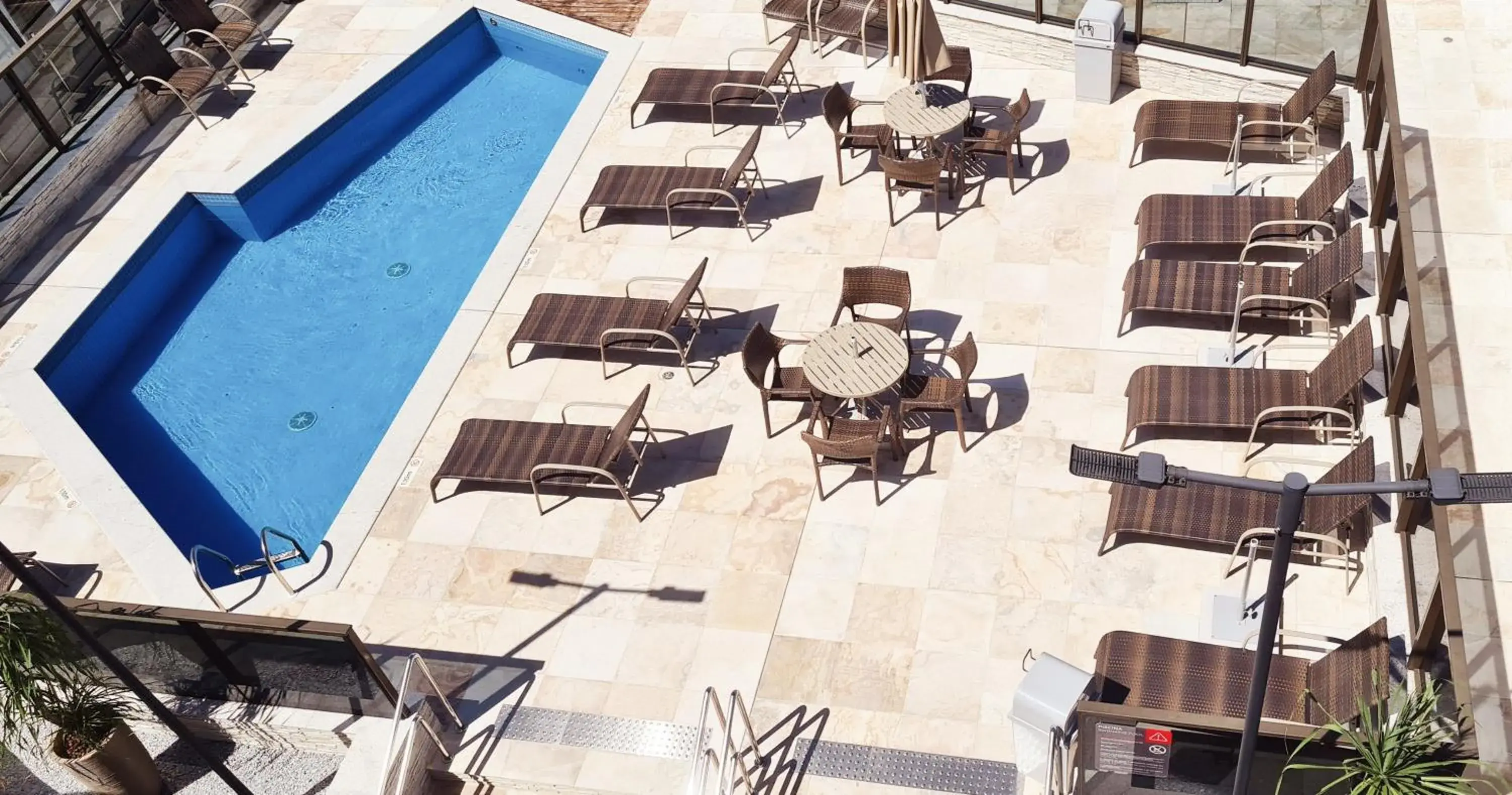 Swimming pool in Transamerica Fit Recife Swimming pool in Transamerica Fit Recife