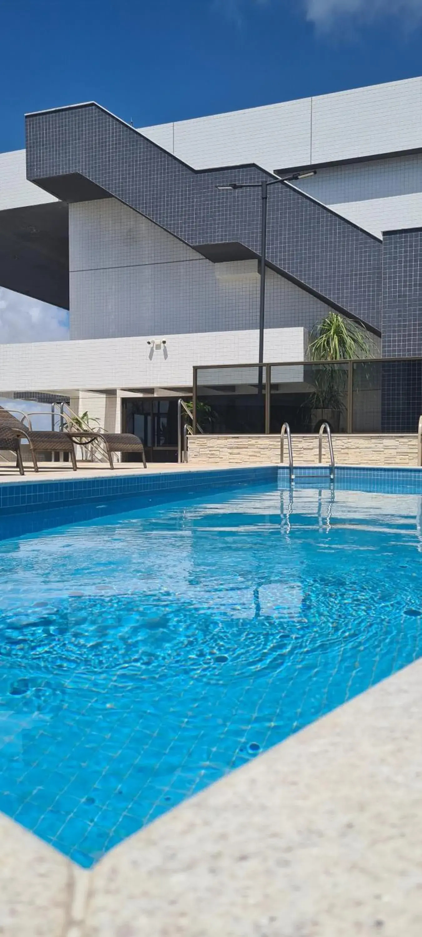 Swimming pool in Transamerica Fit Recife Swimming pool in Transamerica Fit Recife