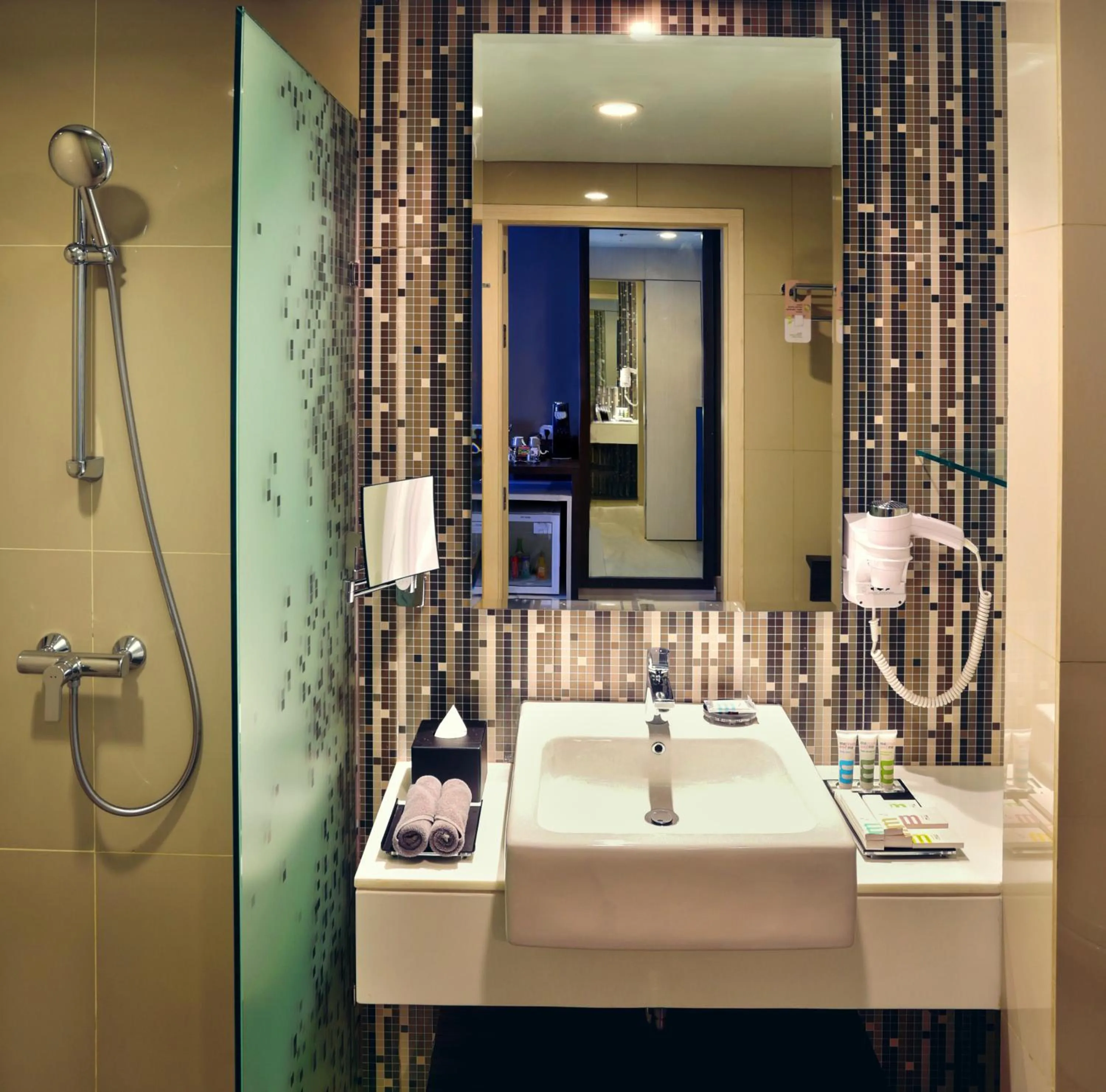 Bathroom in Mercure Serpong Alam Sutera