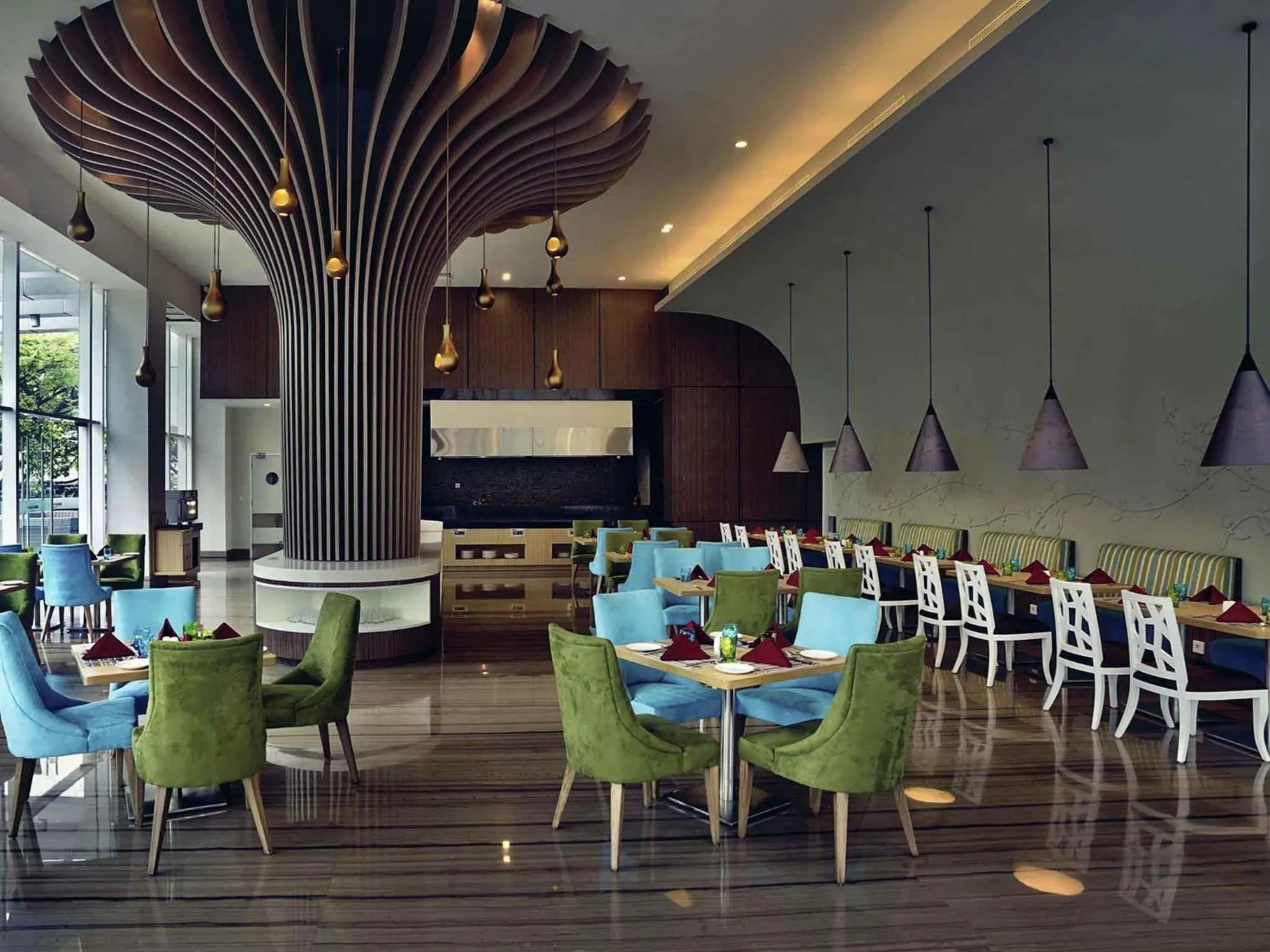 Restaurant/places to eat in Mercure Serpong Alam Sutera