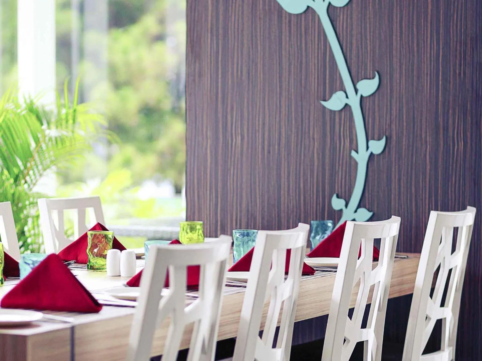 Restaurant/places to eat in Mercure Serpong Alam Sutera