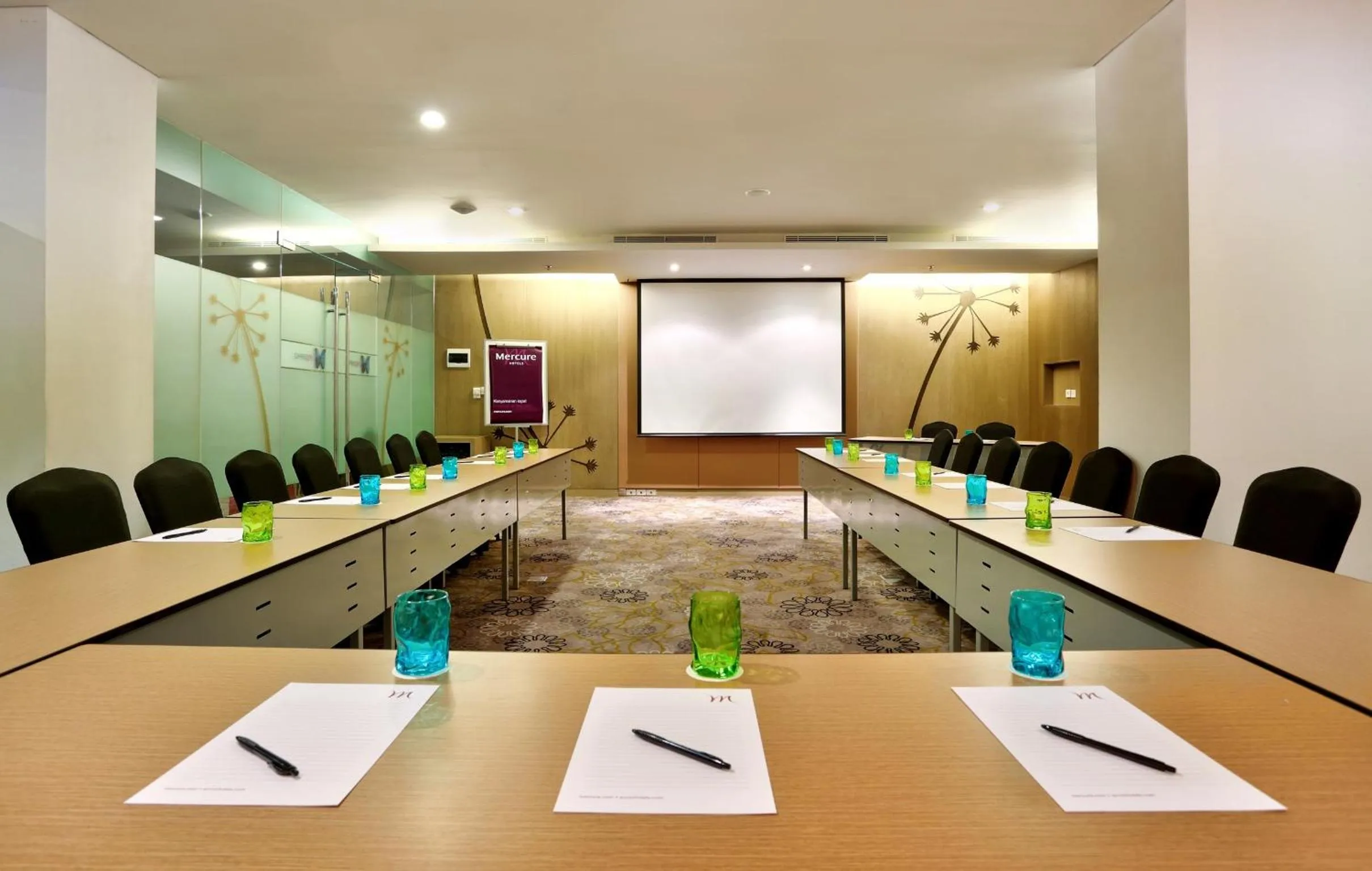 Business facilities in Mercure Serpong Alam Sutera