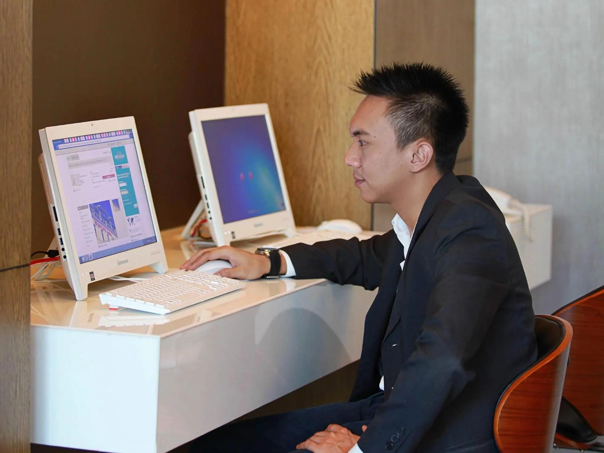 Business facilities in Mercure Serpong Alam Sutera