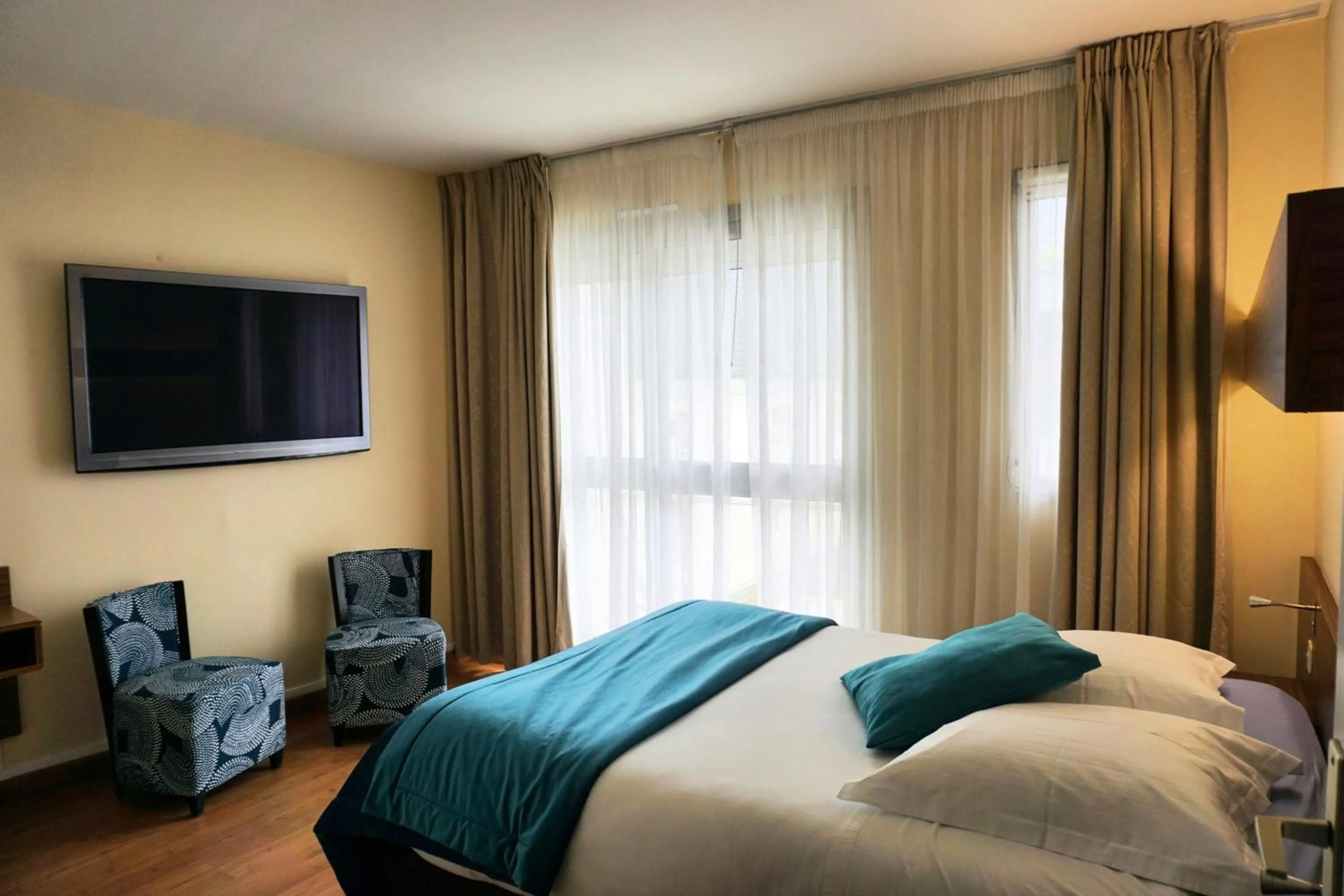 TV and multimedia, Bed in Hotel Ker Vennaik