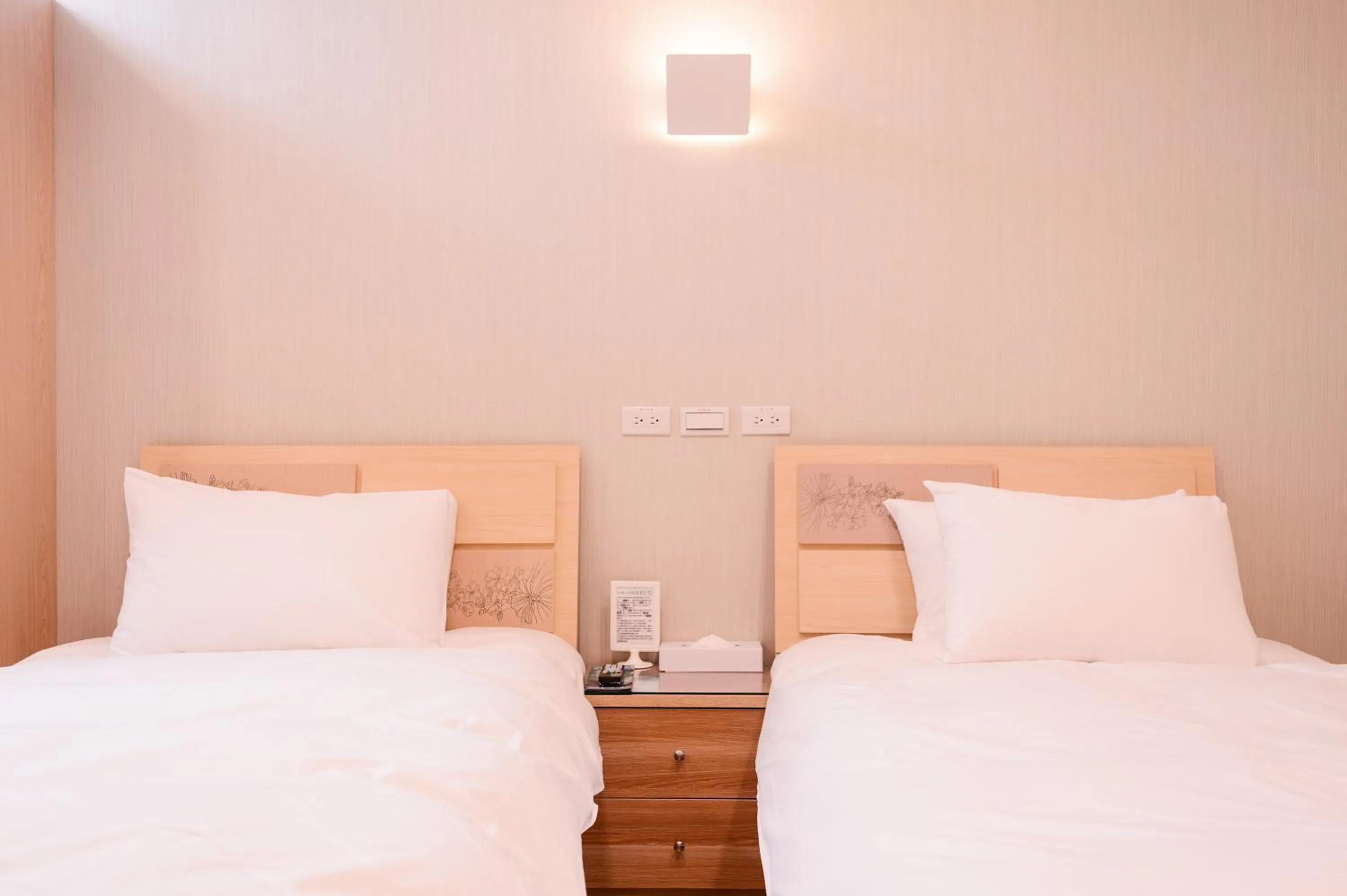 Photo of the whole room, Bed in Guest Motel-Zhubei