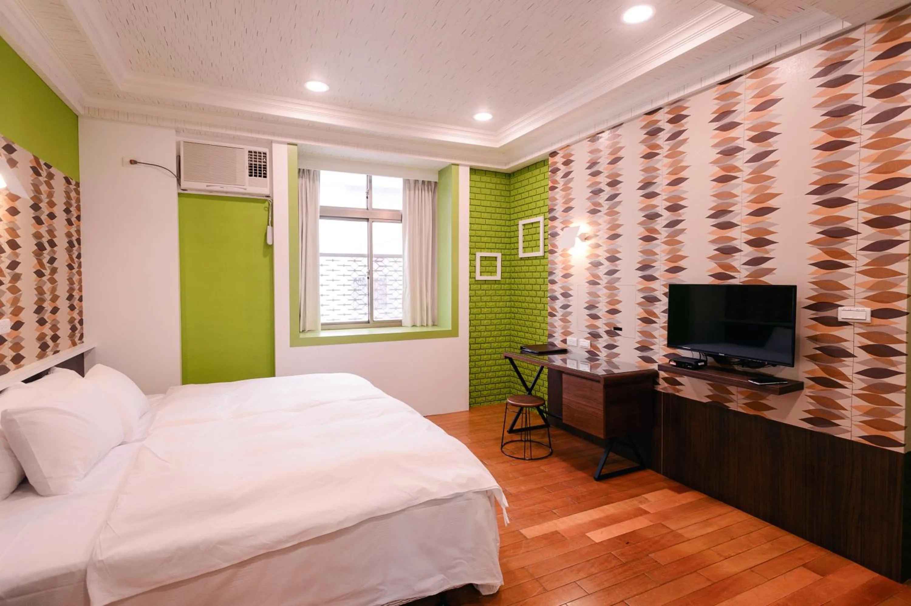 Photo of the whole room, Bed in Guest Motel-Zhubei