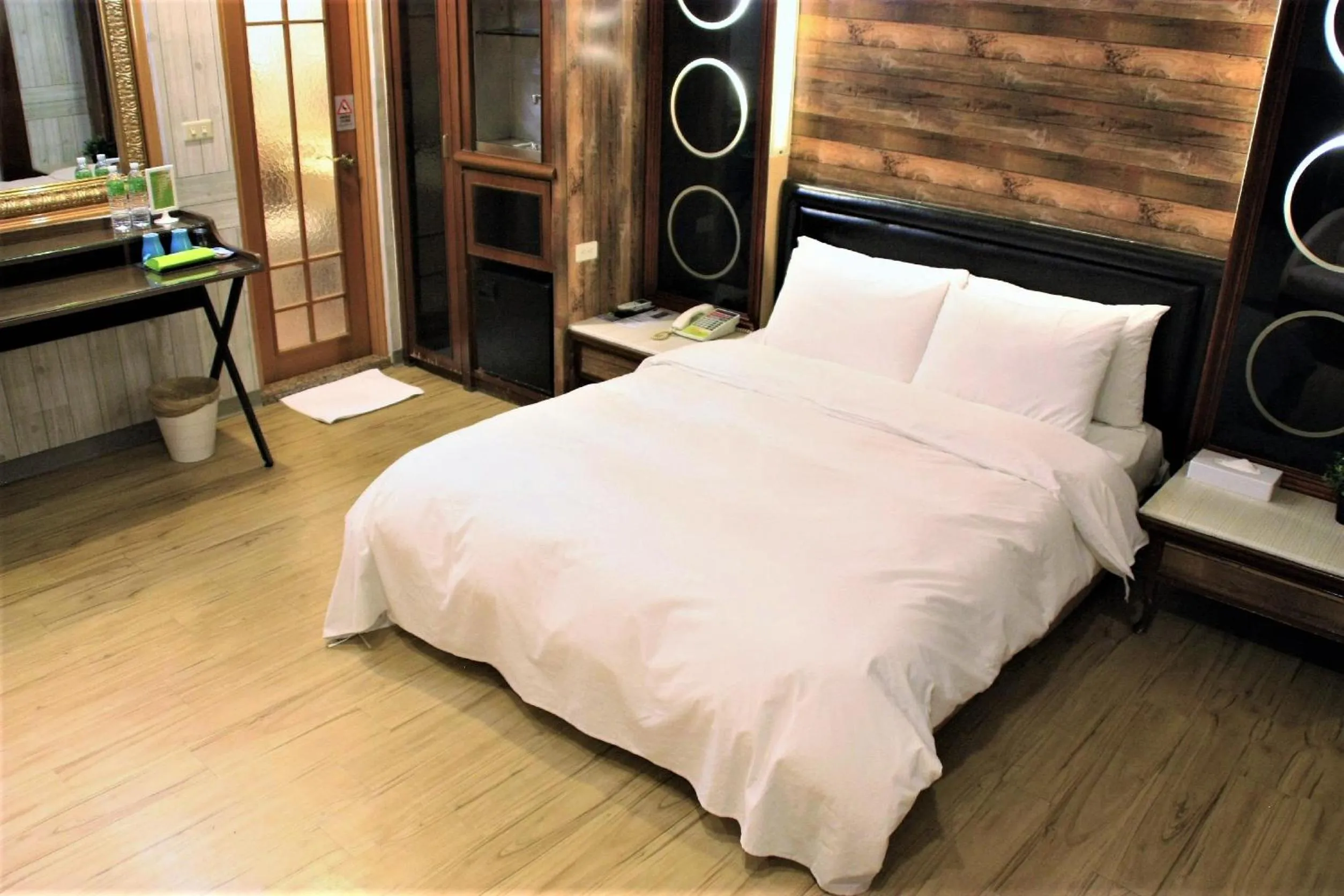 Photo of the whole room, Bed in Guest Motel-Zhubei