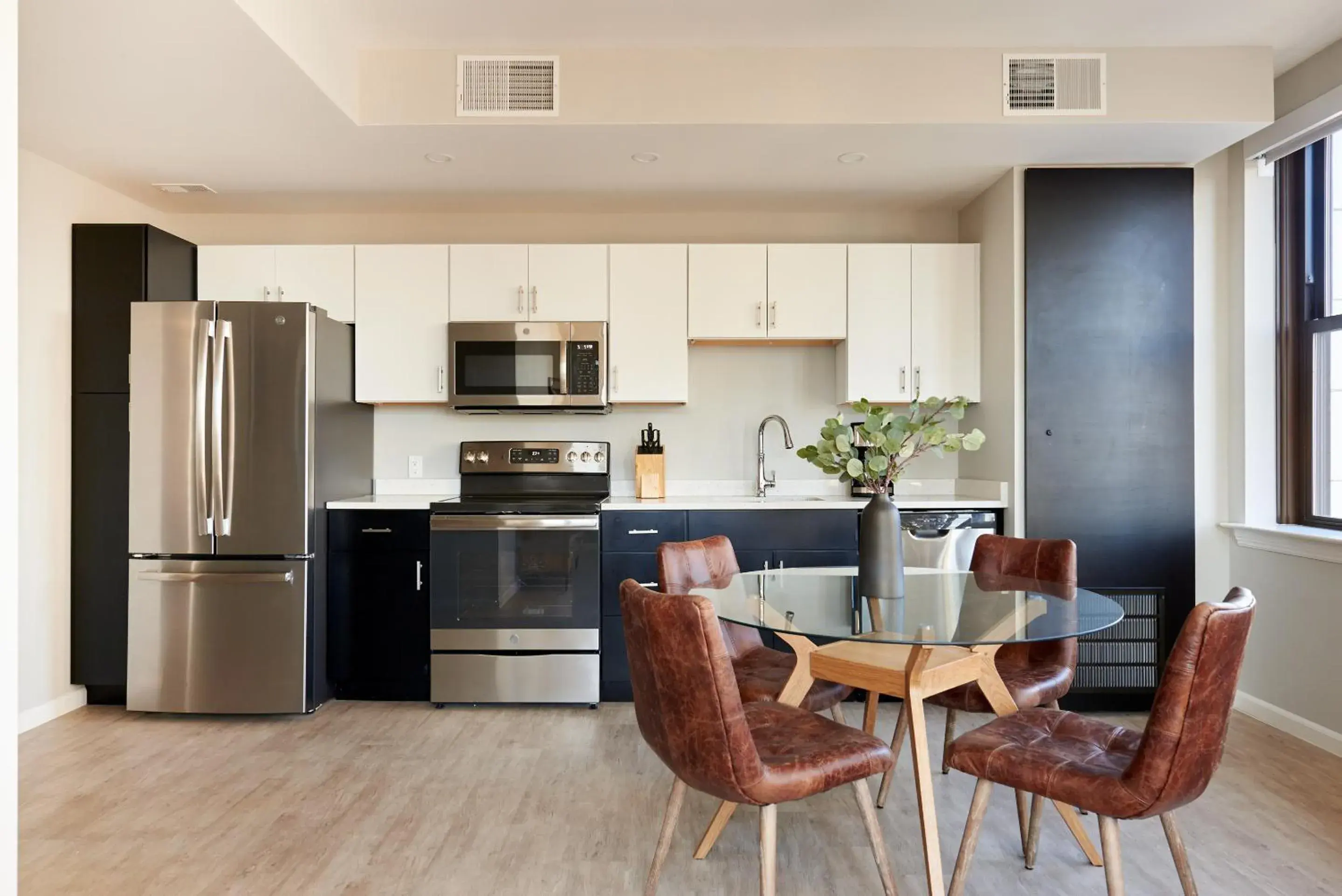 Kitchen or kitchenette in Kasa Cadillac Square Detroit Kitchen or kitchenette in Kasa Cadillac Square Detroit