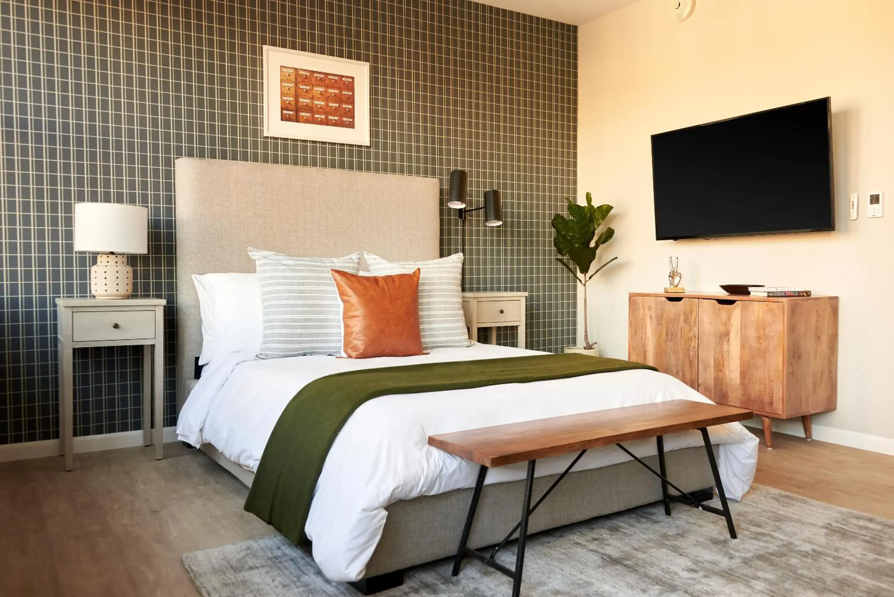 Bed in Kasa Cadillac Square Detroit Bed in Kasa Cadillac Square Detroit