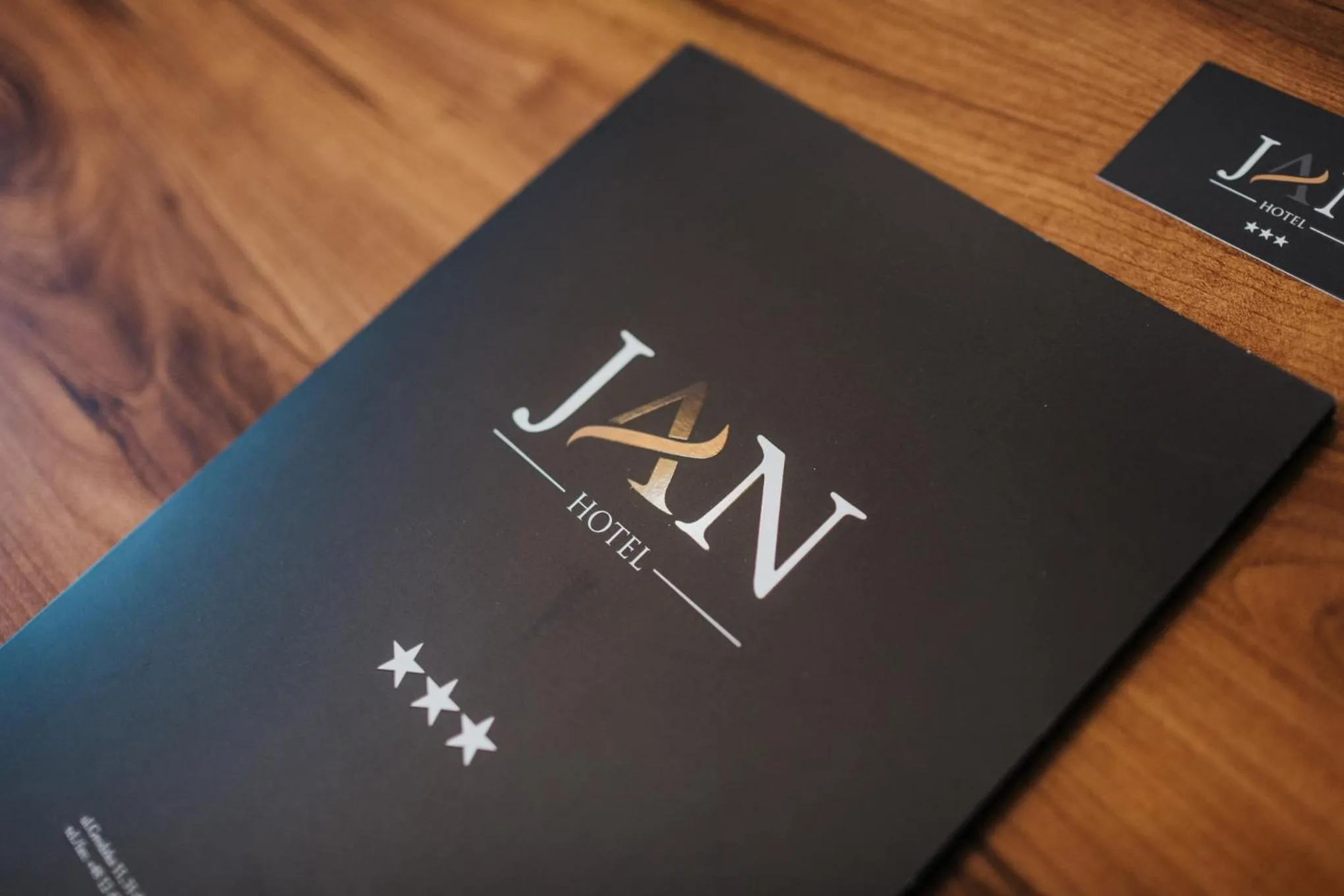 Logo/Certificate/Sign in Hotel Jan