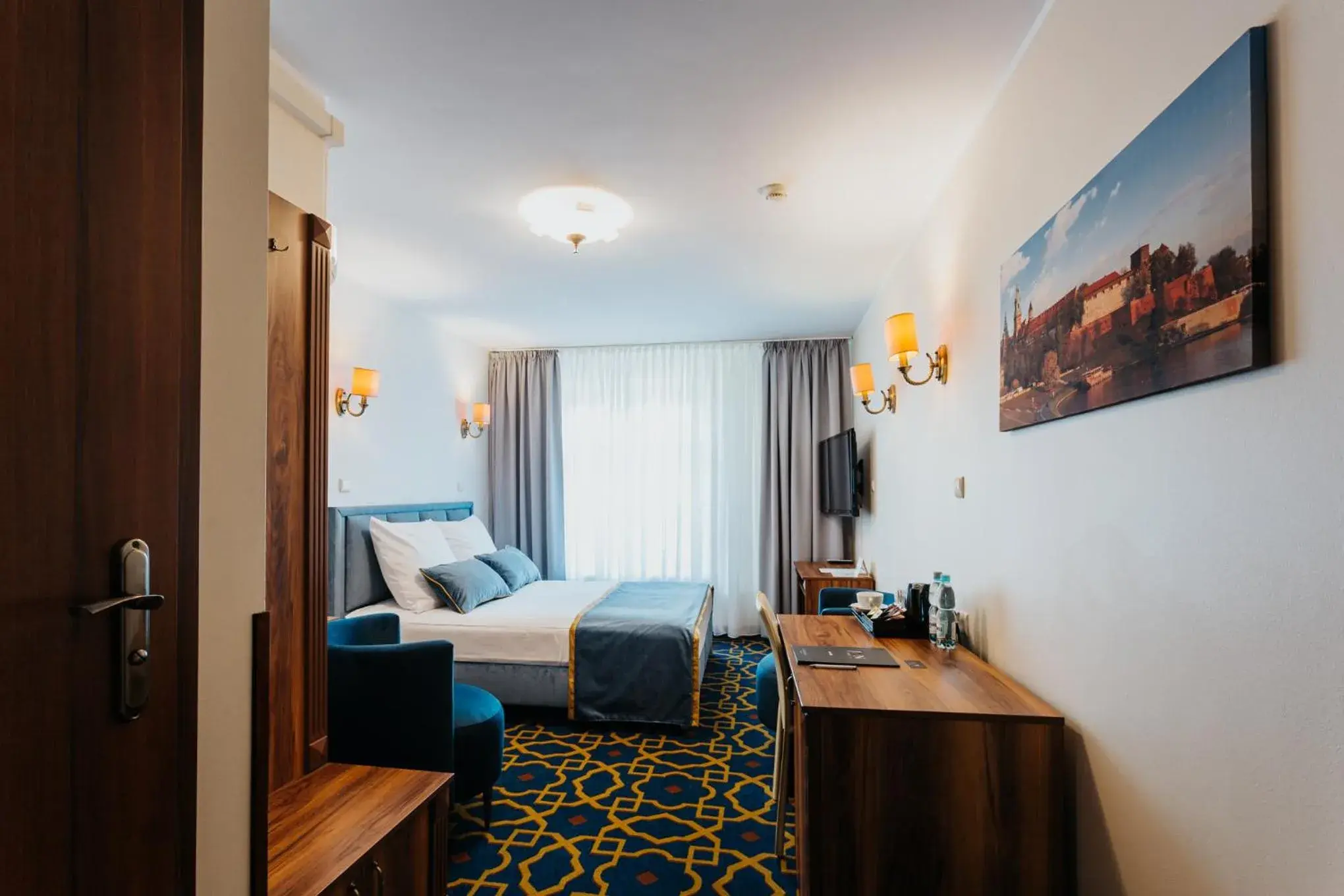 TV and multimedia, Bed in Hotel Jan TV and multimedia, Bed in Hotel Jan