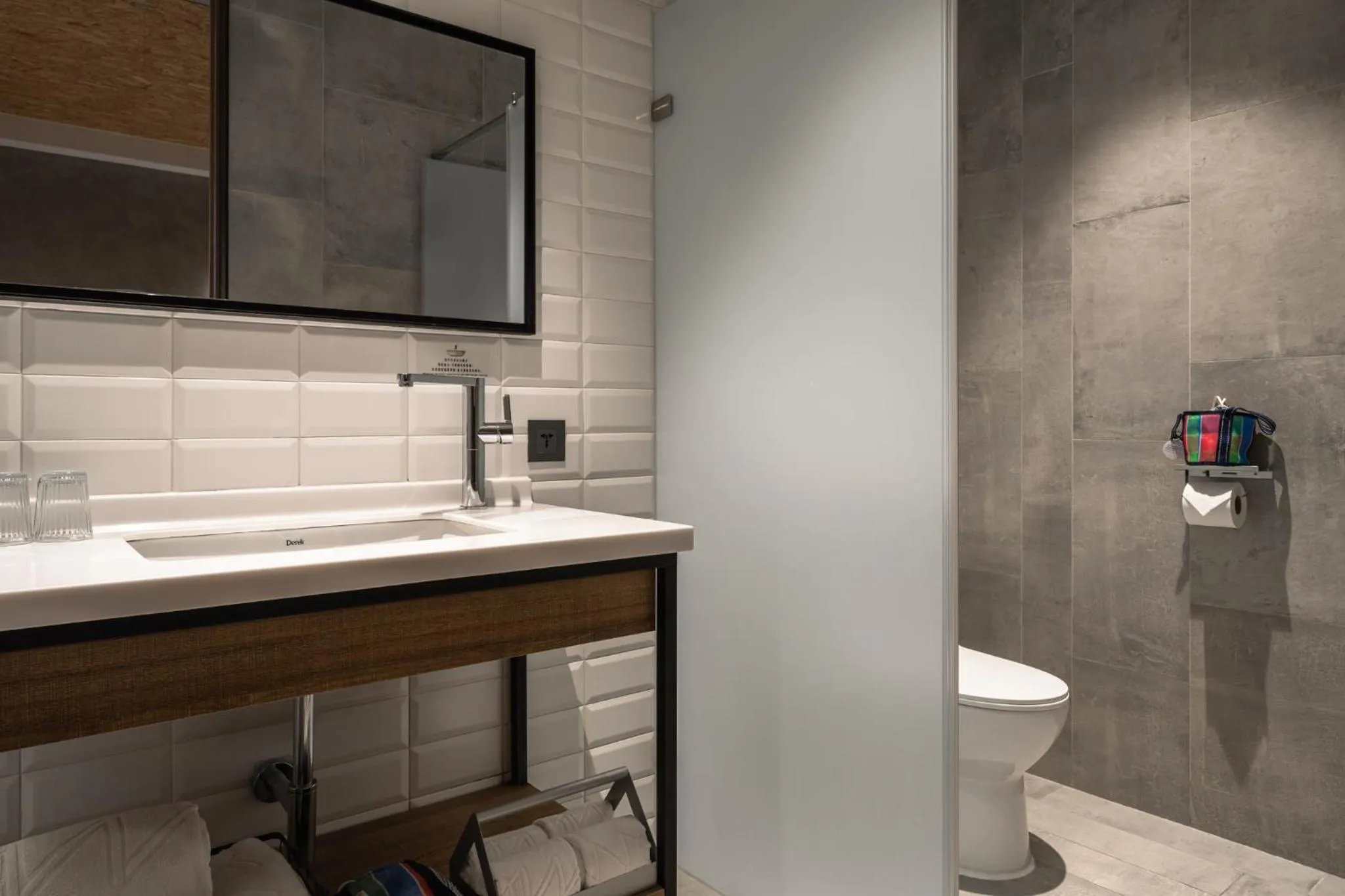 Oinn Hotel & Hostel Tainan