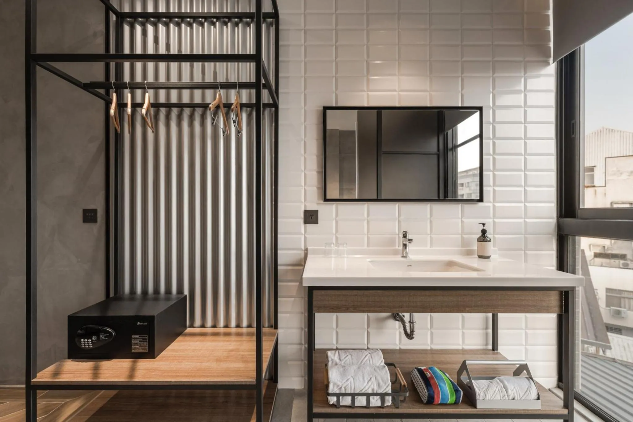 Oinn Hotel & Hostel Tainan