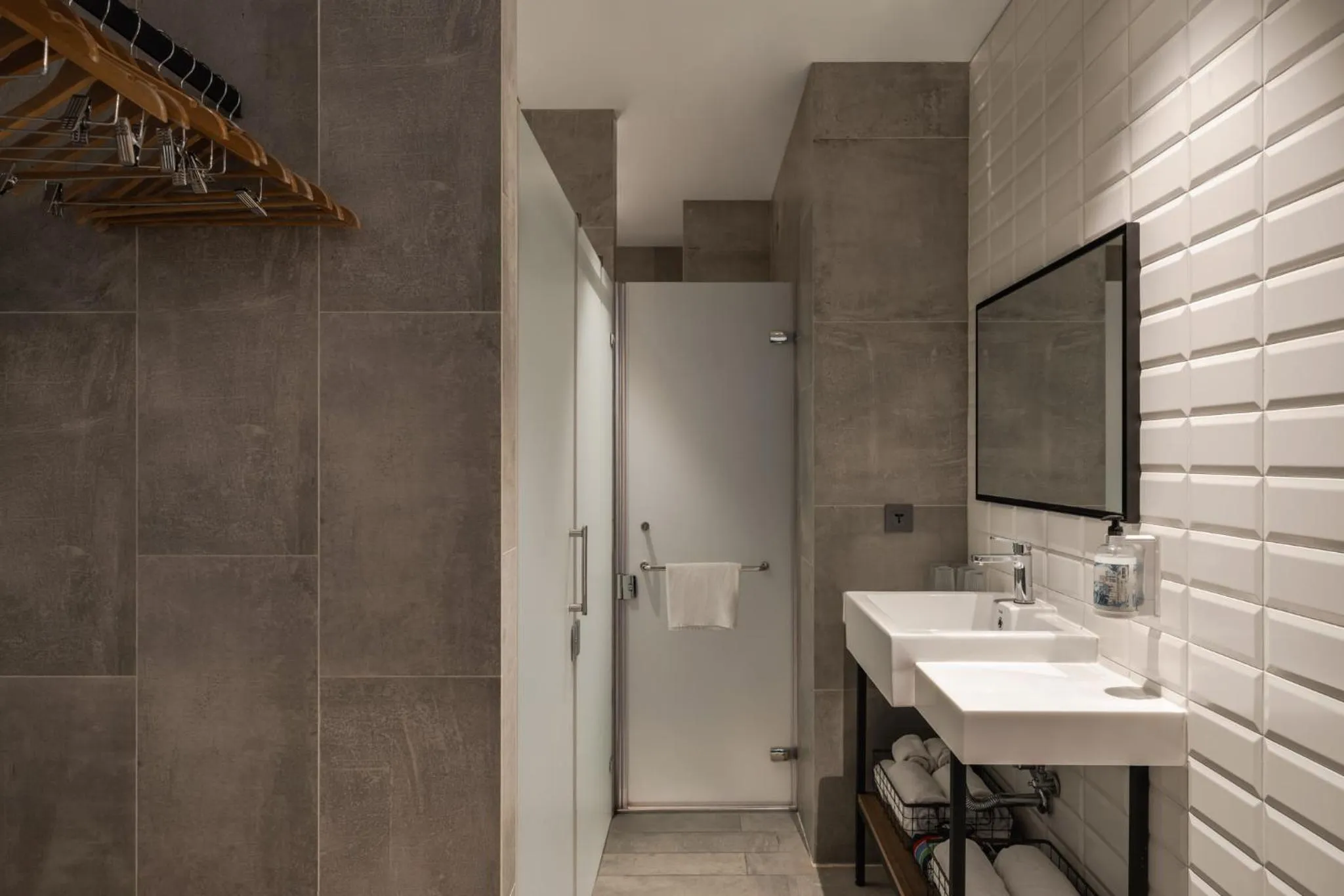 Oinn Hotel & Hostel Tainan