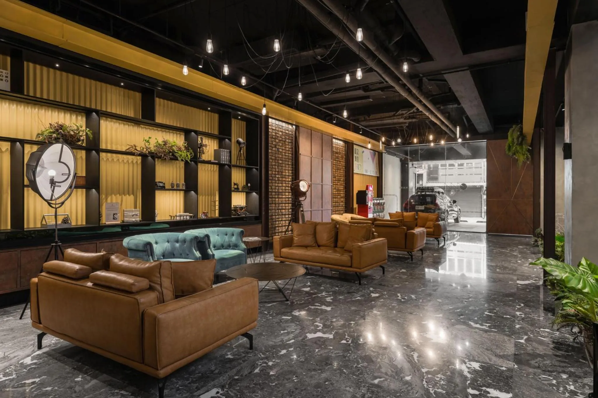 Oinn Hotel & Hostel Tainan