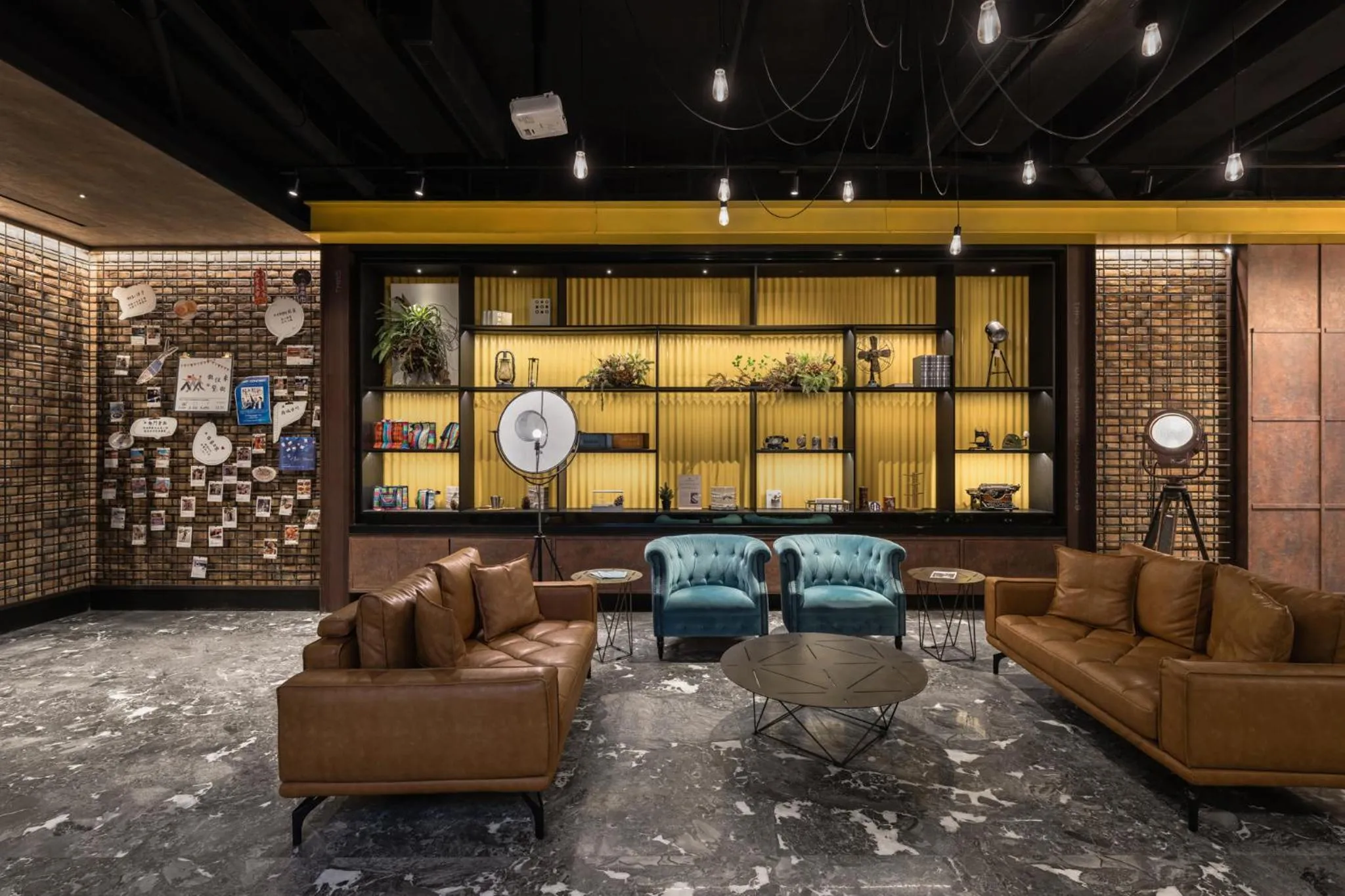 Oinn Hotel & Hostel Tainan