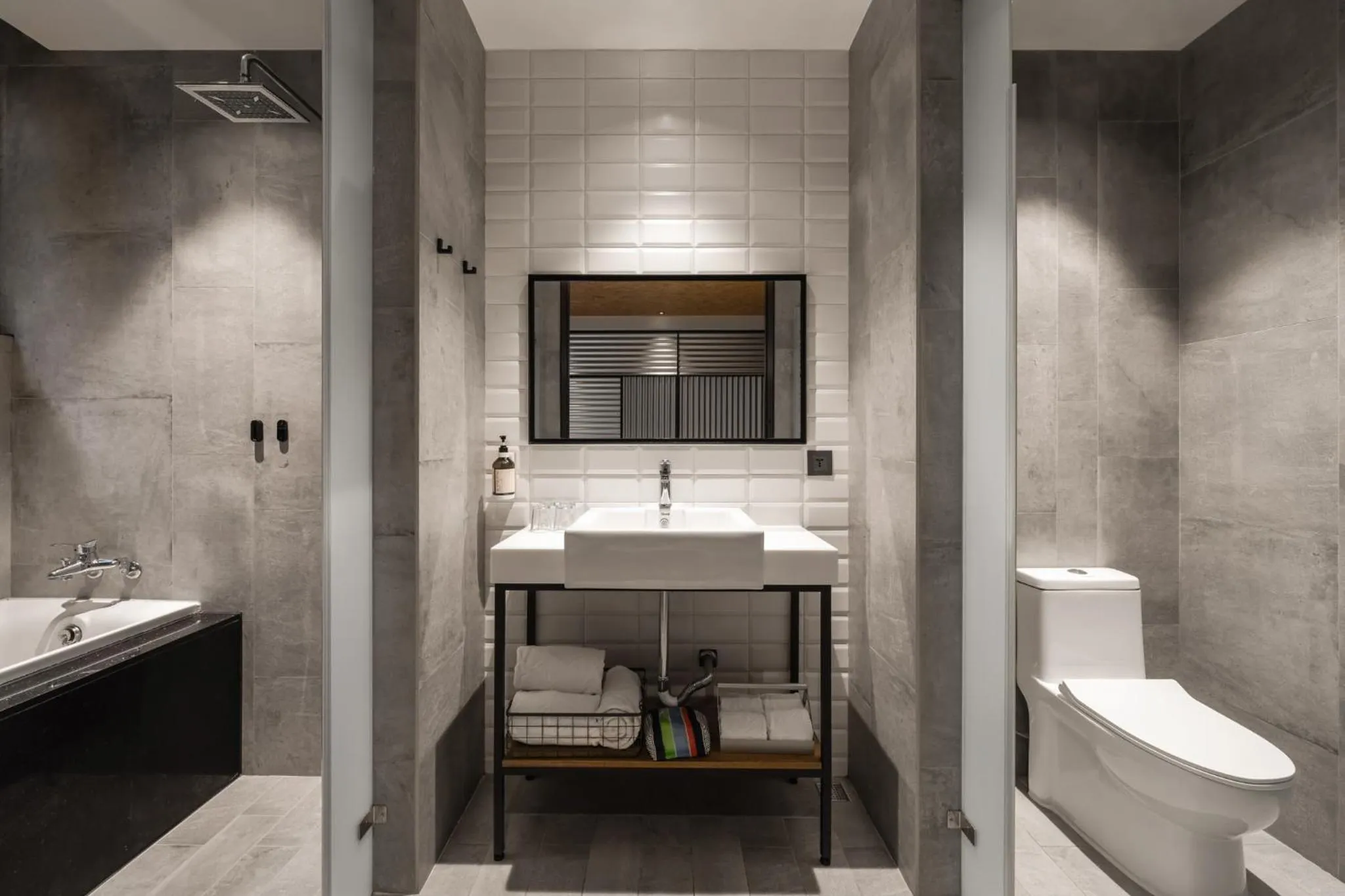 Oinn Hotel & Hostel Tainan