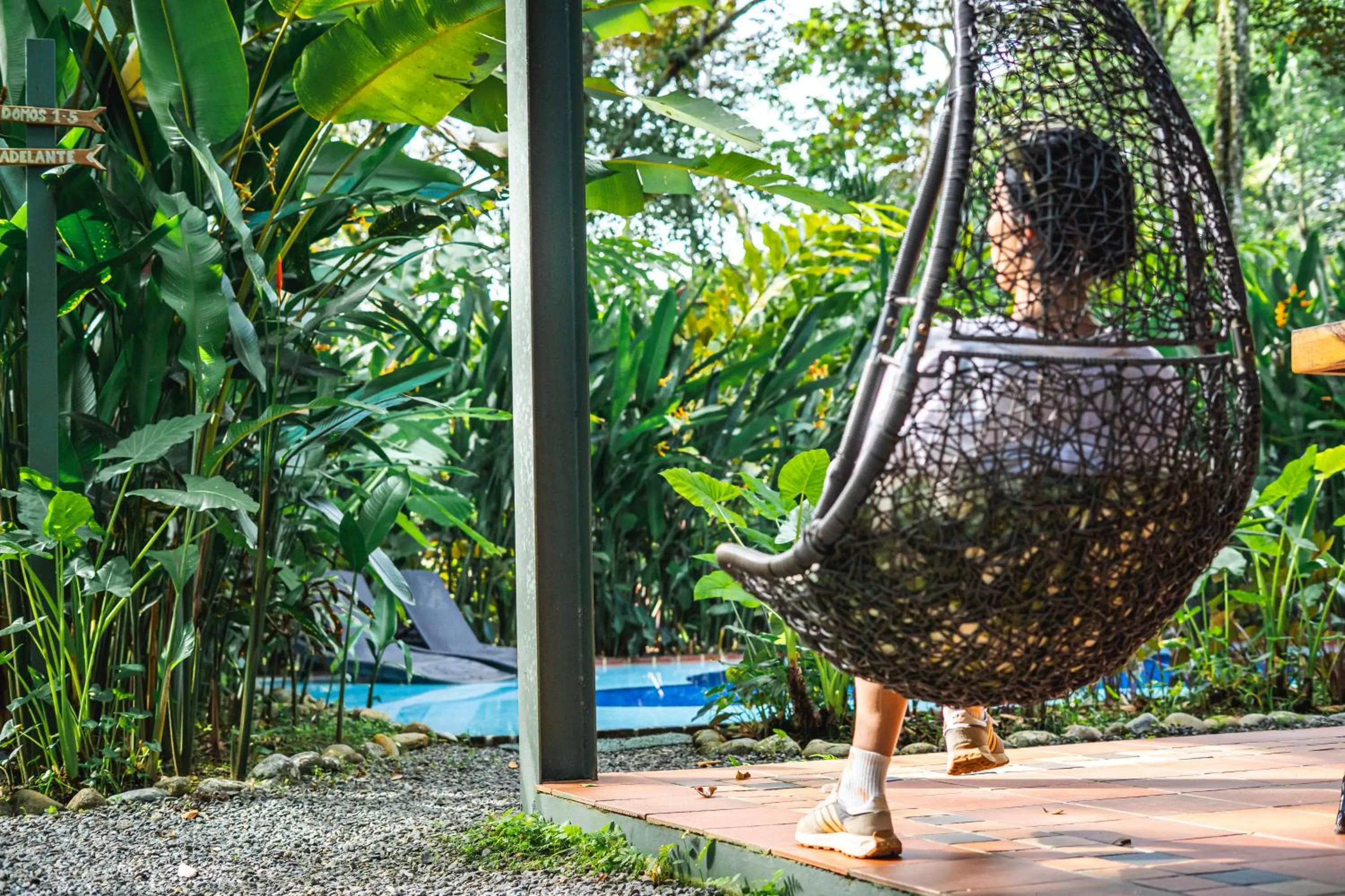 Area and facilities in Nowhere