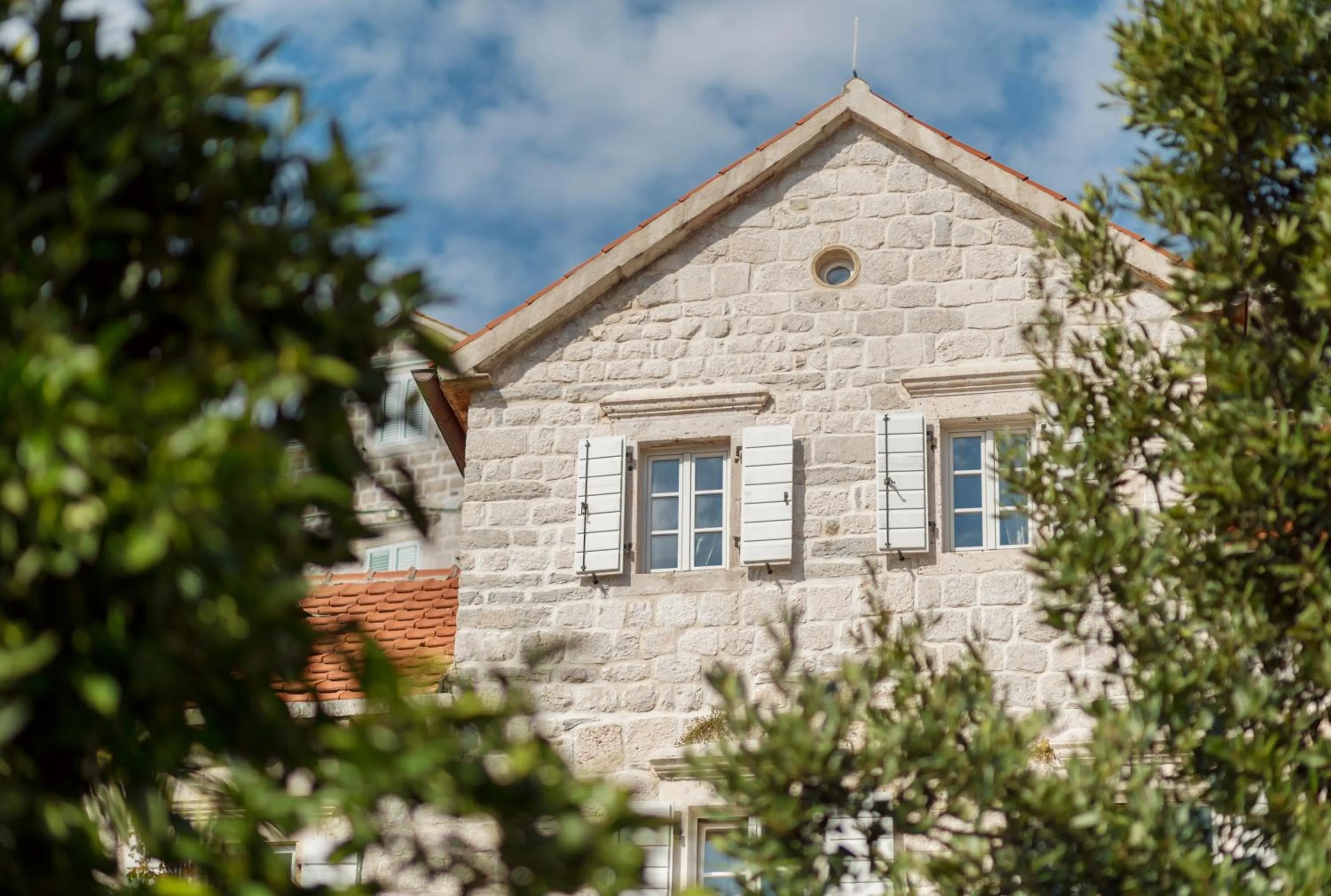 Conte Hotel & Restaurant