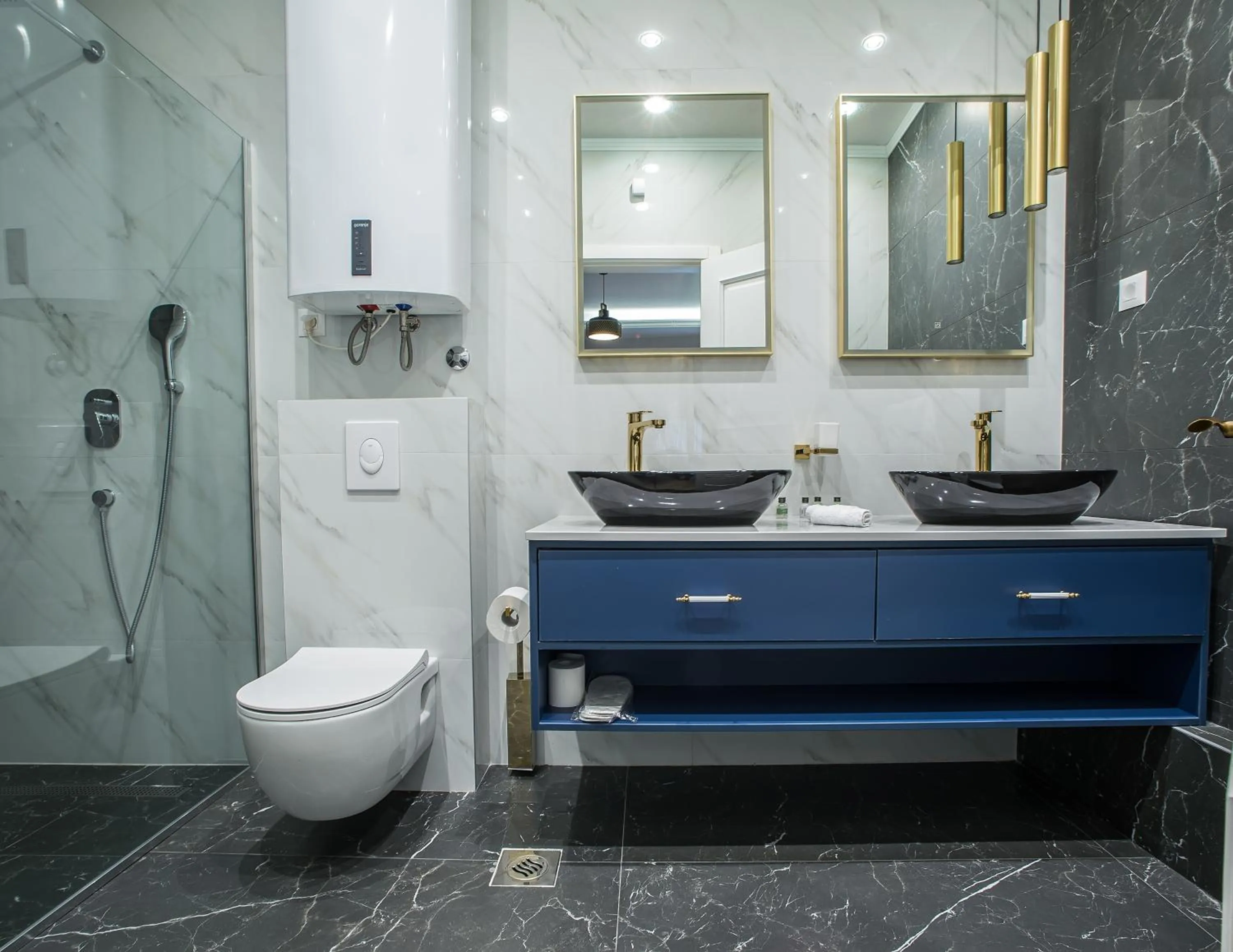 Conte Hotel & Restaurant