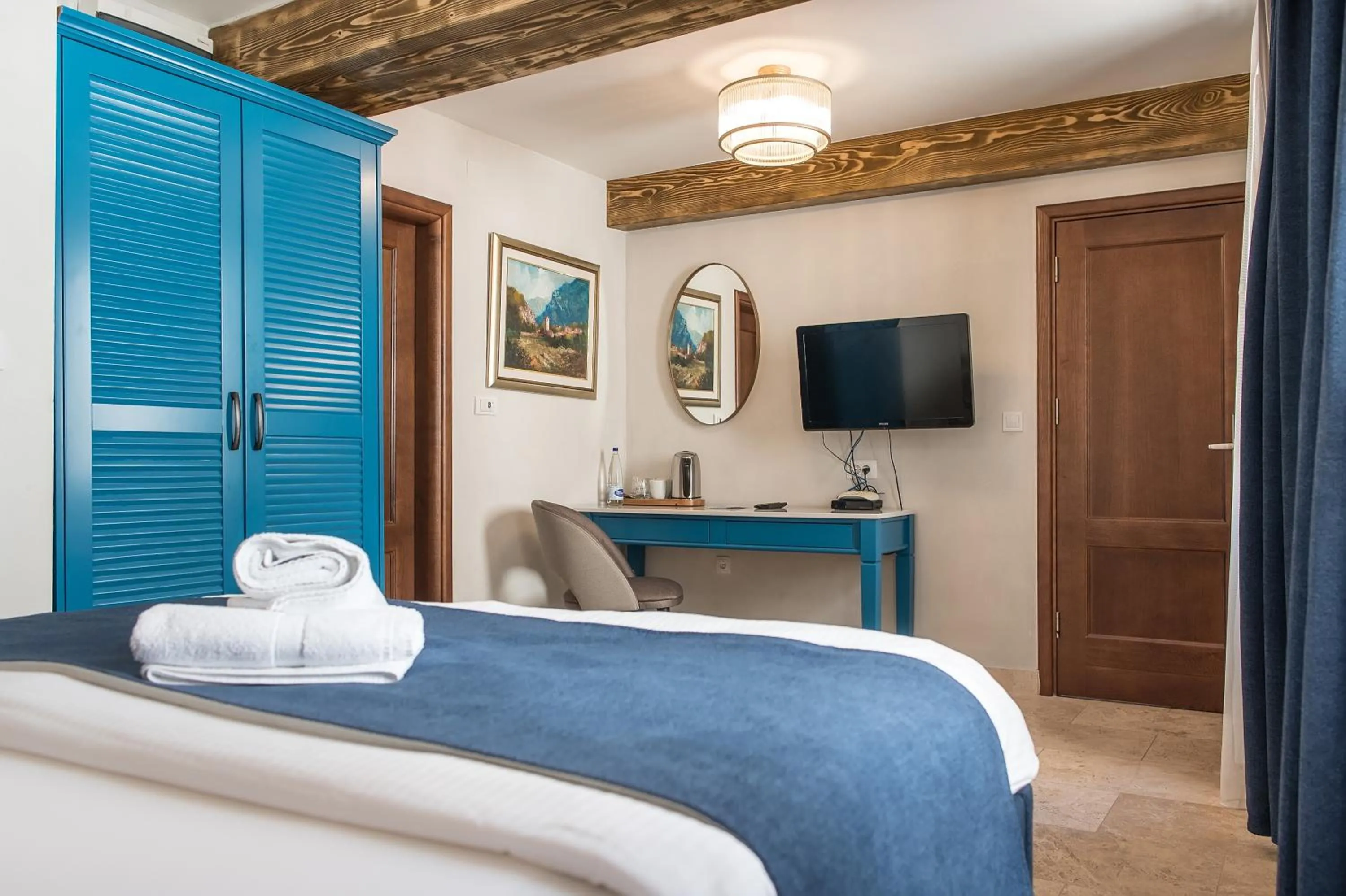 Bed in Conte Hotel & Restaurant