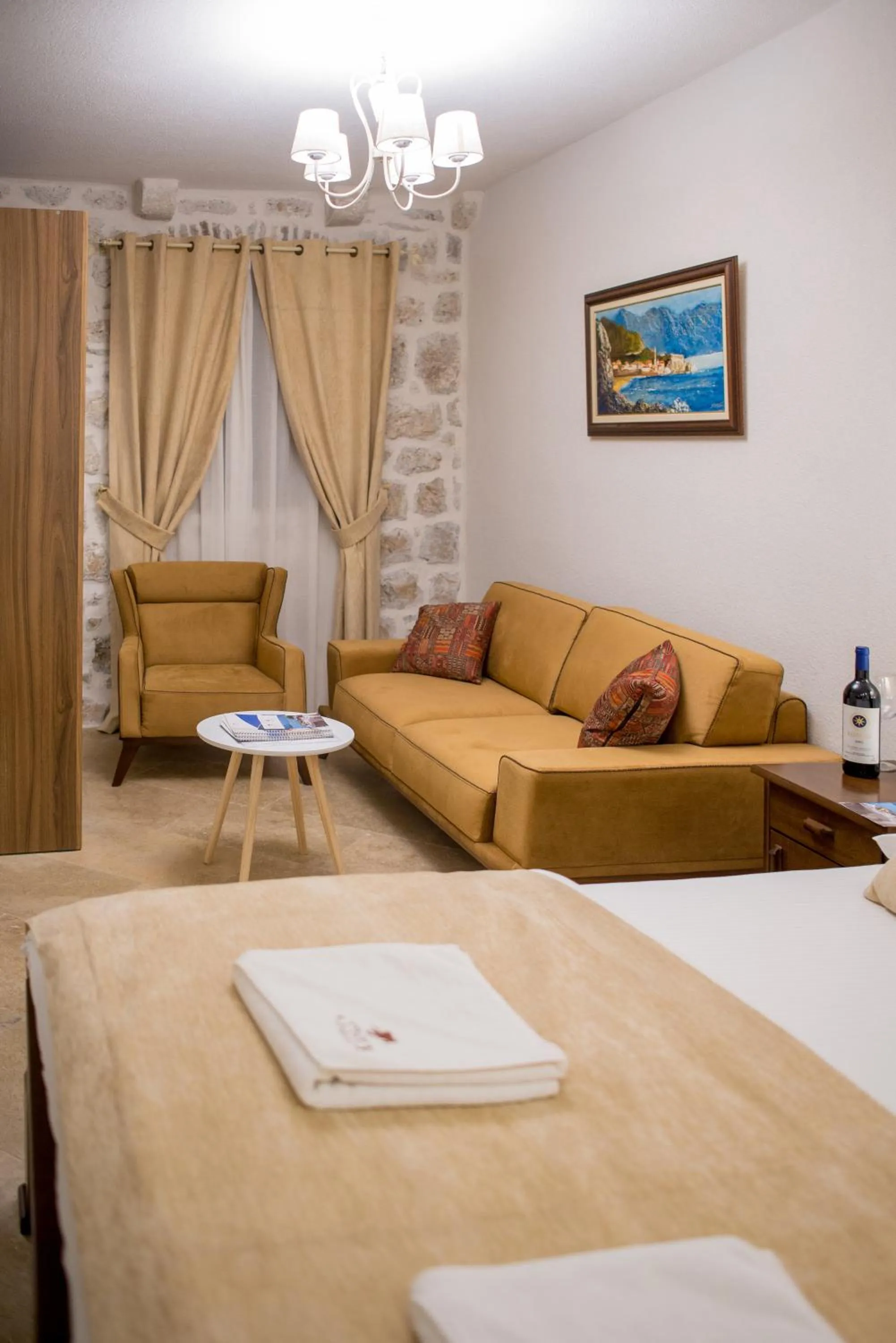 Conte Hotel & Restaurant