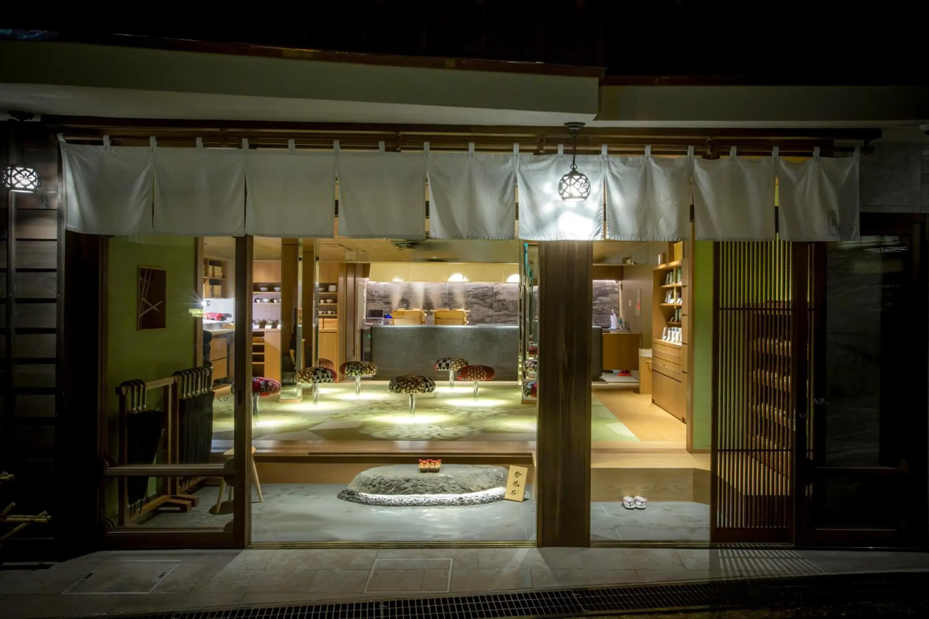 Facade/entrance in Kinosaki onsen Tokitotoki Facade/entrance in Kinosaki onsen Tokitotoki