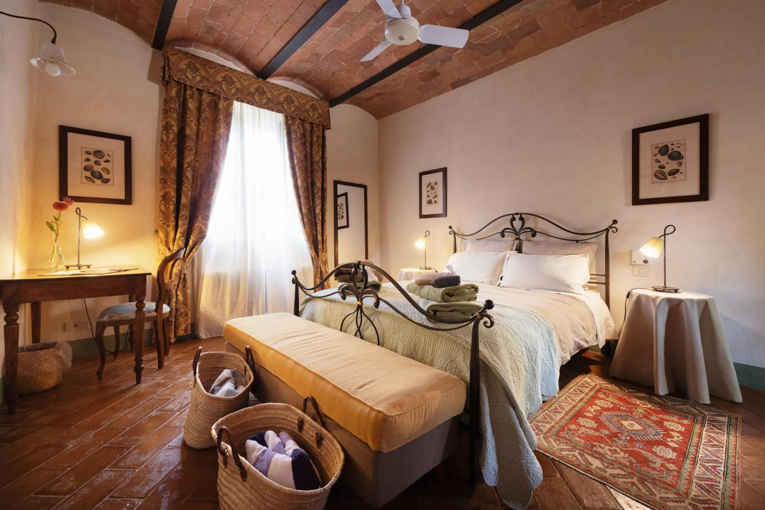 Bedroom, Bed in Villa Montecastello