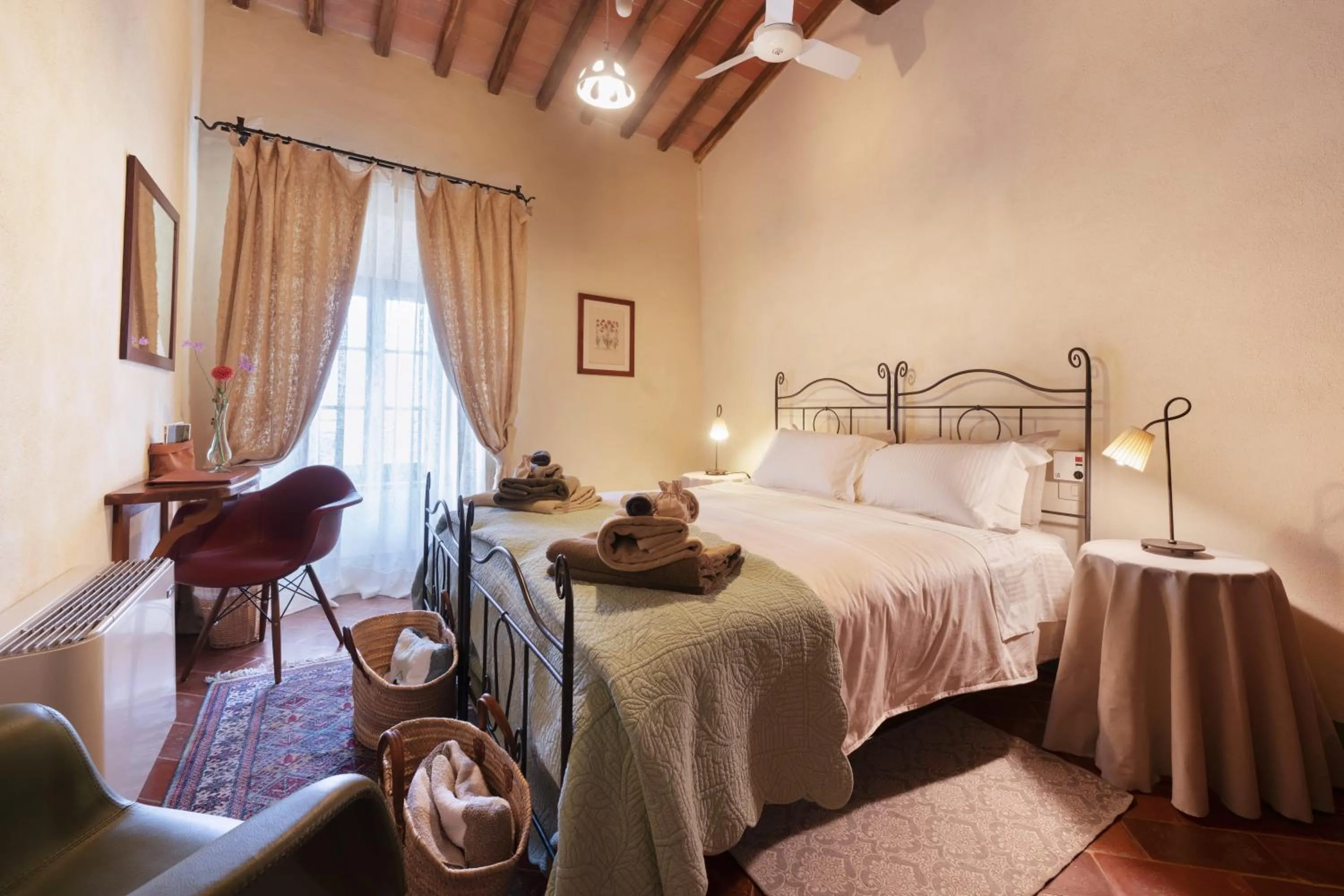 Bedroom, Bed in Villa Montecastello