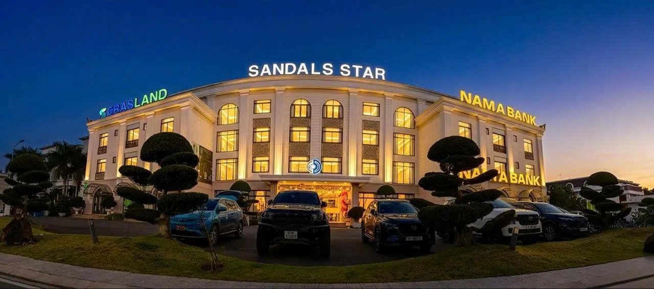 Sandals Star Hotel