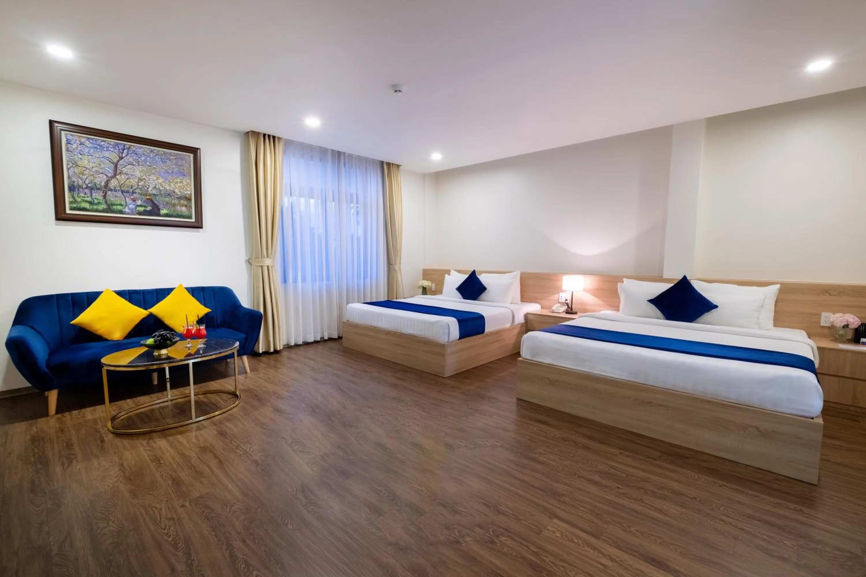 Photo of the whole room, Bed in Sandals Star Hotel