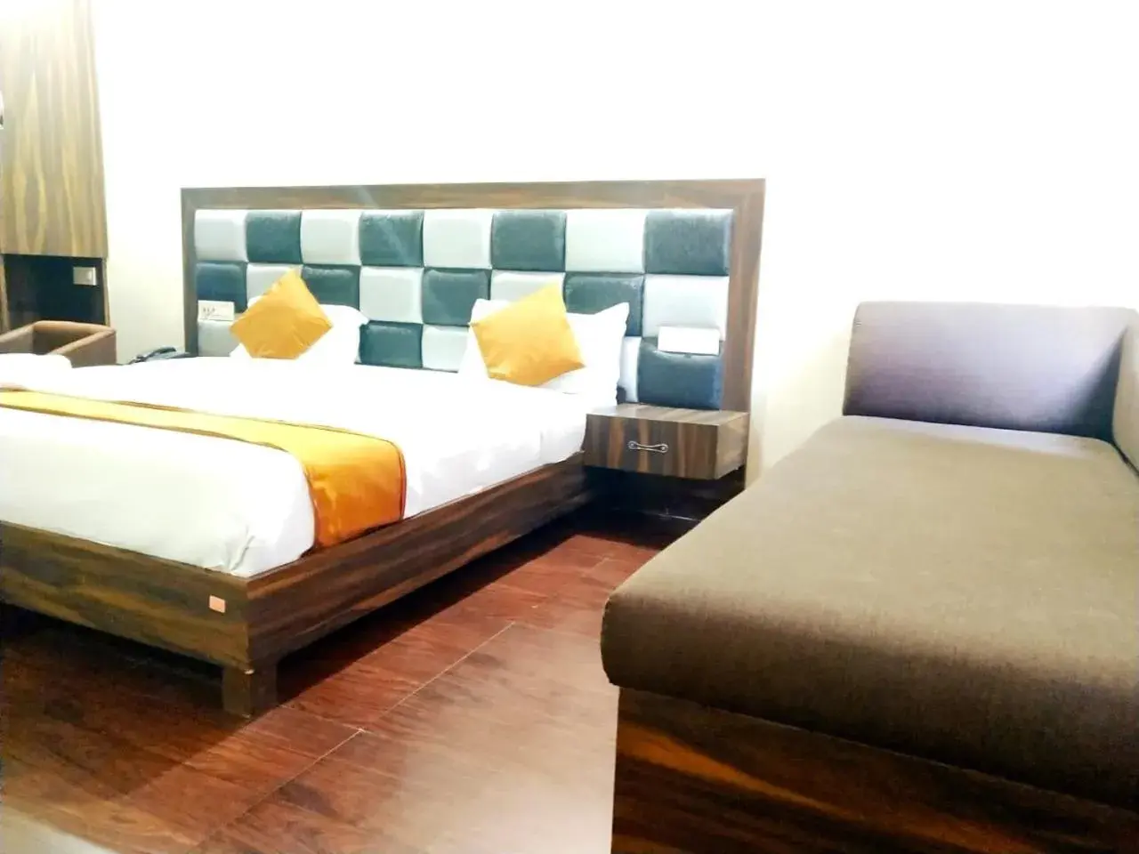 Bedroom, Bed in Hotel Sukhman Residency Bedroom, Bed in Hotel Sukhman Residency