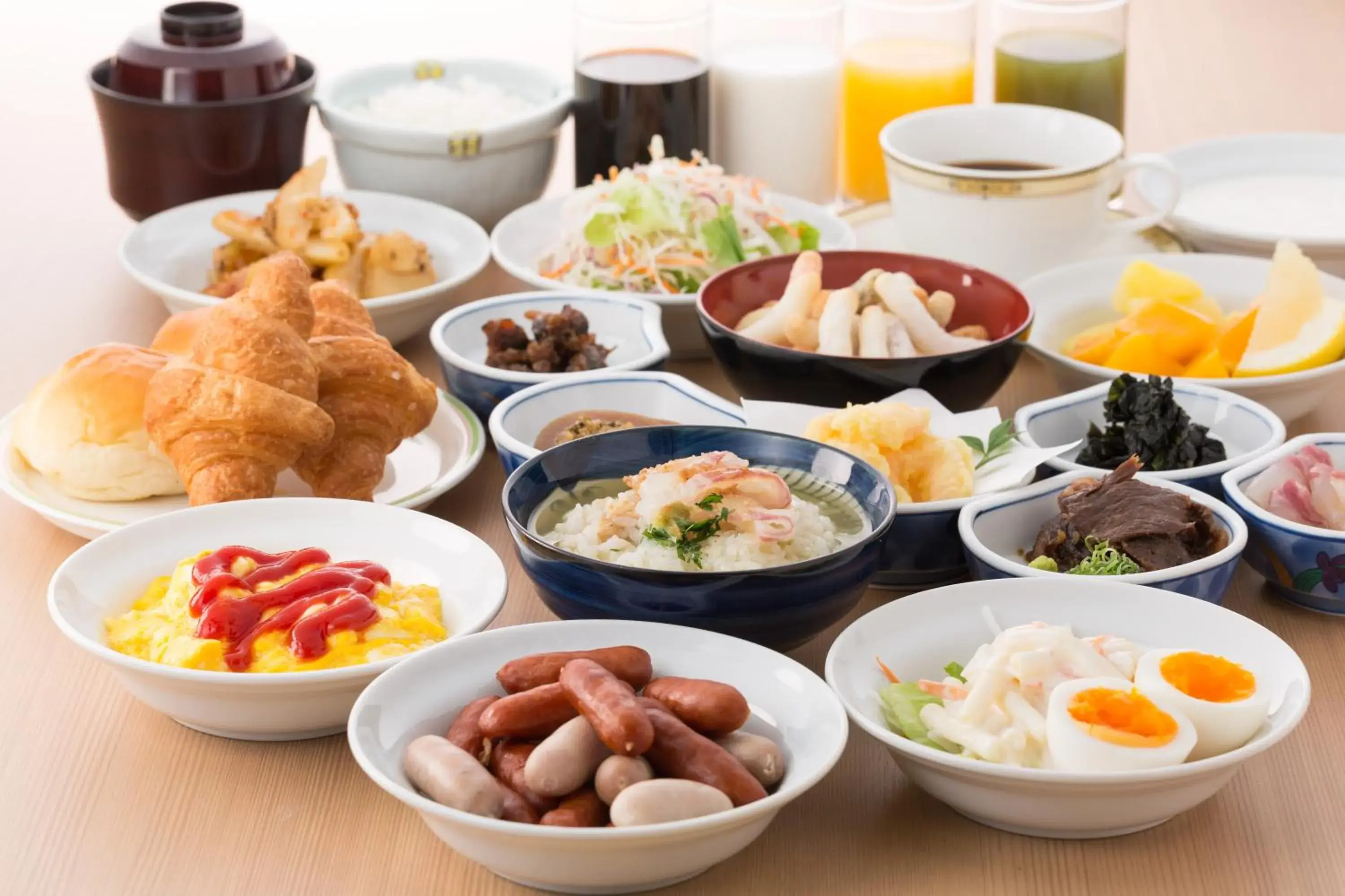 Food and drinks in Hisai Green Hotel Food and drinks in Hisai Green Hotel